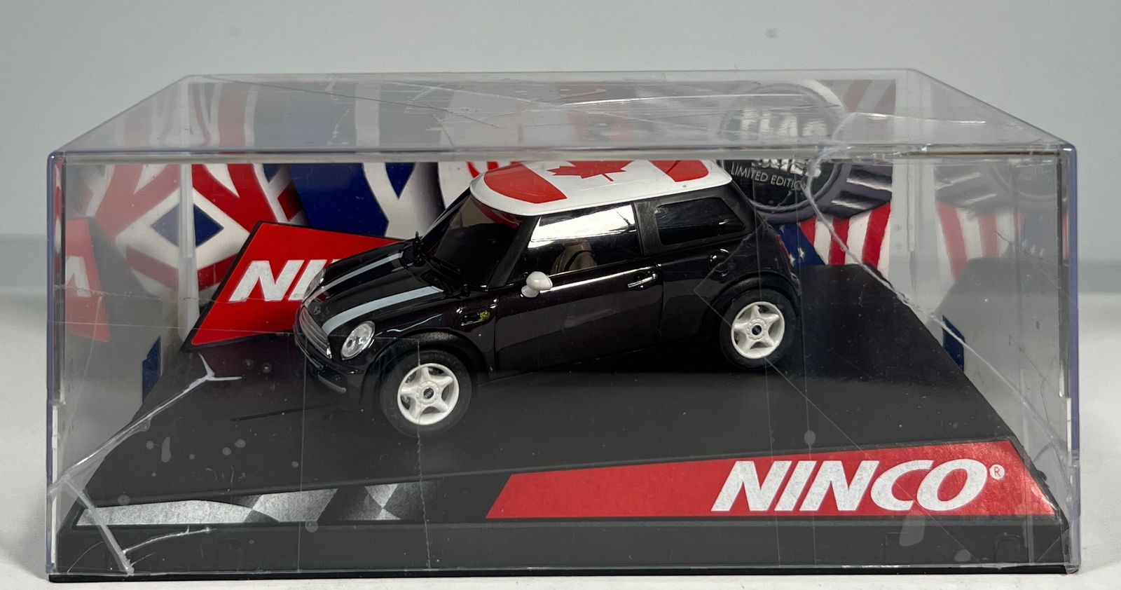 Ninco Mini Cooper 'Canada' Flag Series (1 of 6)