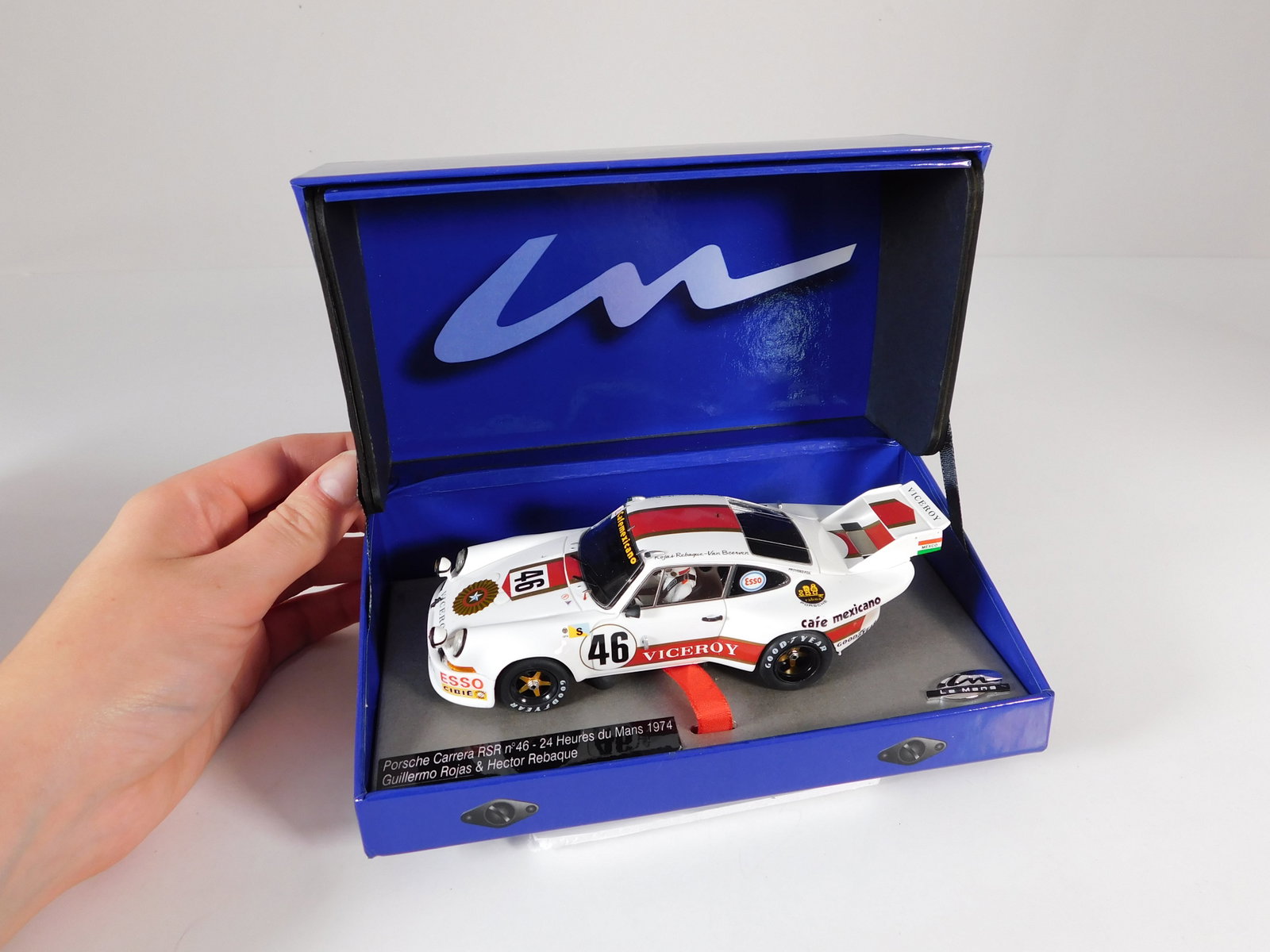 Le Mans Miniatures Porsche Carrera RSR #46 - 1974: Porsche Carrera RSR 24h Le Mans 1974 Guillermo Rojas & Hector Rebaque #46 Viceroy 1/32 Slot Car. Reference #132084M, with original case. Weight: 11.2 oz.