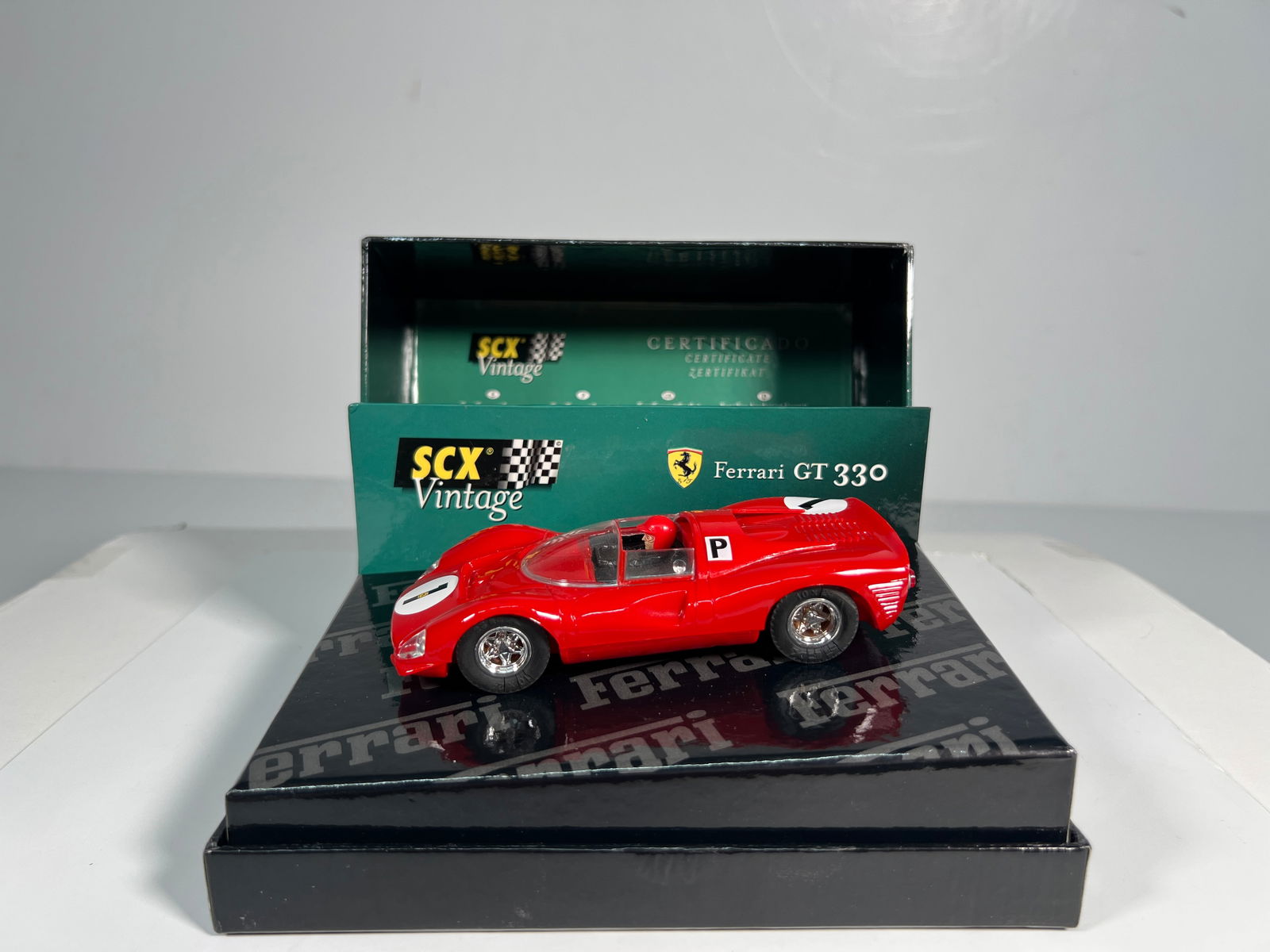 SCX Vintage Ferrari GT 330 #1 (1 of 5)