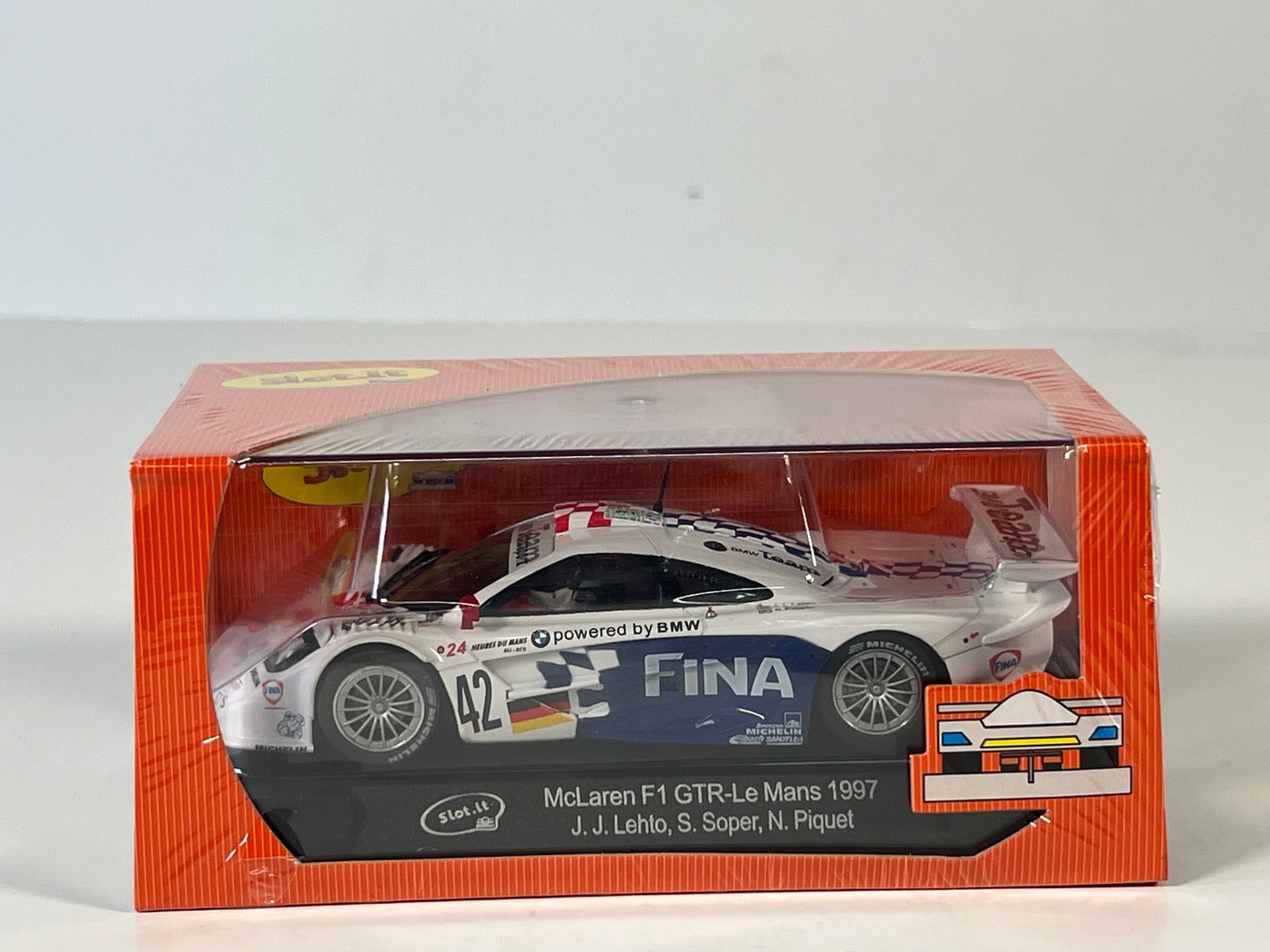 Slot.it McLaren F1 GTR Le Mans 1997 #42: Slot.it McLaren F1 GTR Le Mans 1997 Lehto - Soper - Piquet #42 Fina 1/32 Slot Car. Reference #CA10f, with original case. Weight: 8 oz. Shrink-wrapped - new in box.