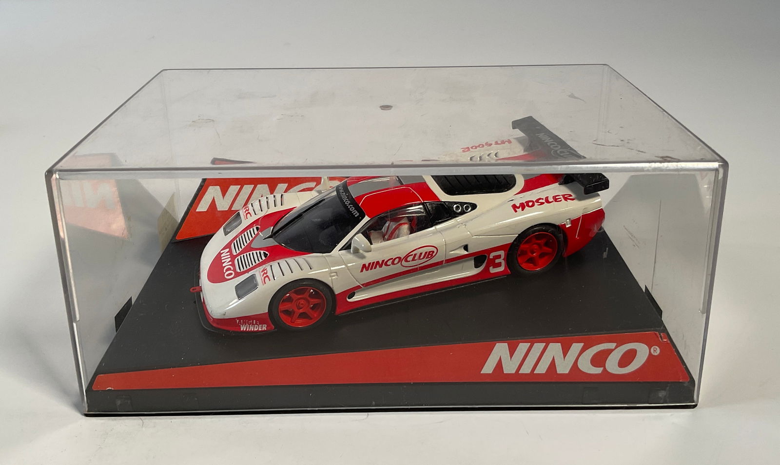 Ninco Mosler MT900R #3: Ninco Hosler MT900R Club Ninco #3 1/32 Slot Car. Reference #50411, with original case. Weight: 9.5 oz.