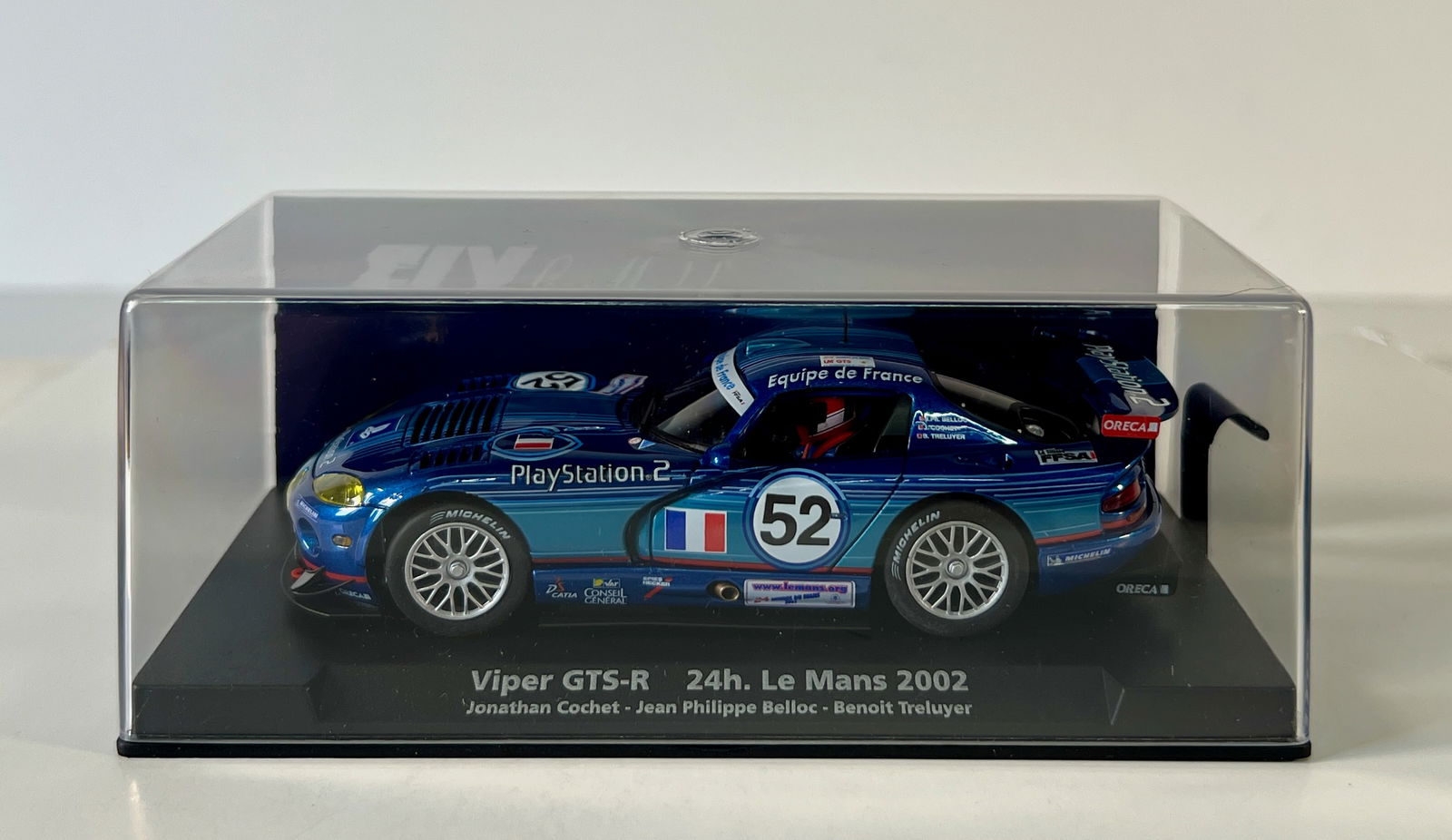 Fly Car Model Chrysler Viper GTS-R 24h. Le Mans 2002 #52: Fly Car Model Chrysler Viper GTS-R 24h. Le Mans 2002 Cochet - Belloc - Treluyer #52 PlayStation2 1/32 Slot Car A-210. Reference #88195, with original case. Weight: 5 oz.