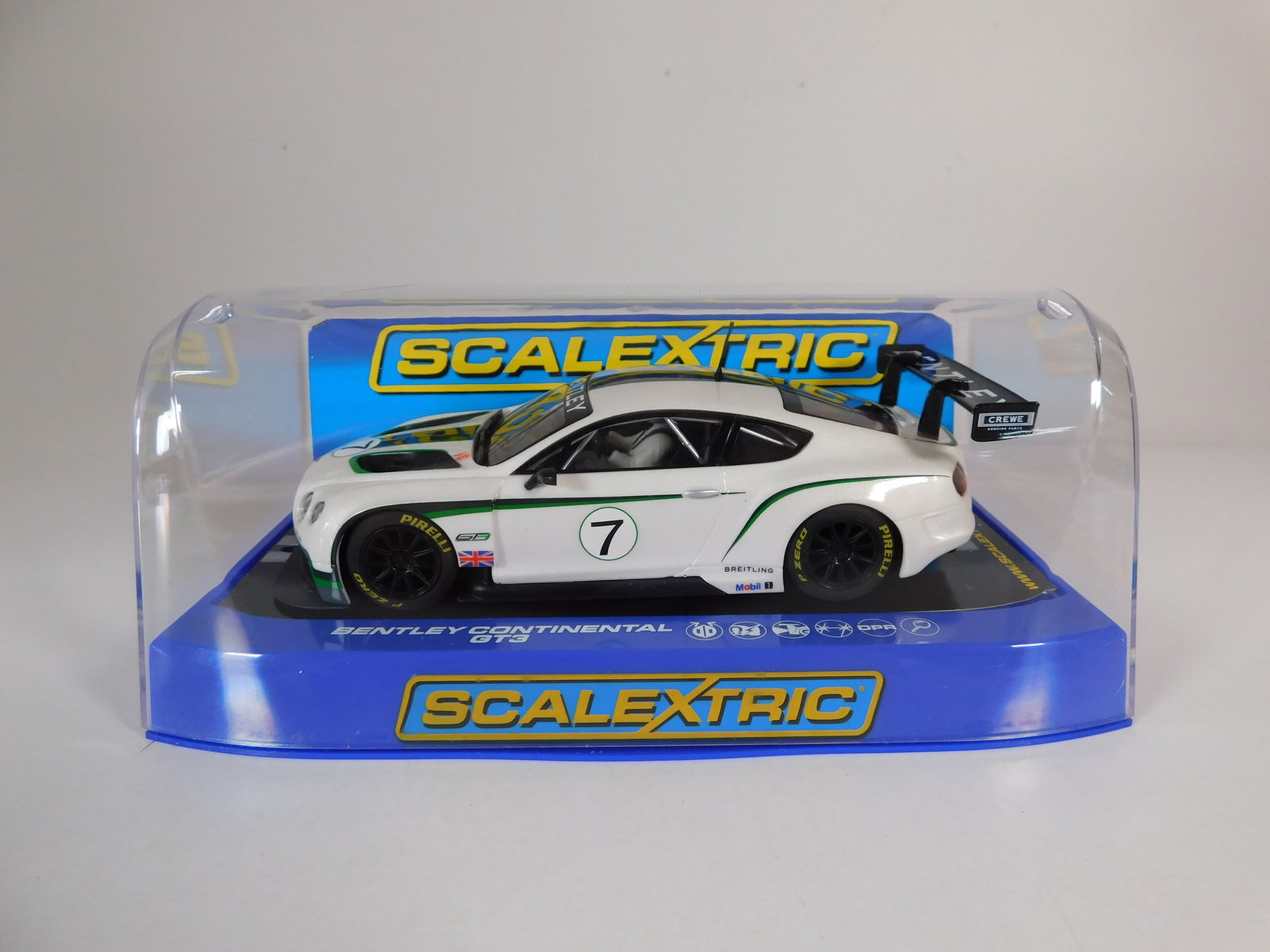 Scalextric Bentley Continental GT3 #7: Scalextric Bentley Continental GT3 #7 1/32 Slot Car. Reference #C3514, with original case. Weight: 8.4 oz.