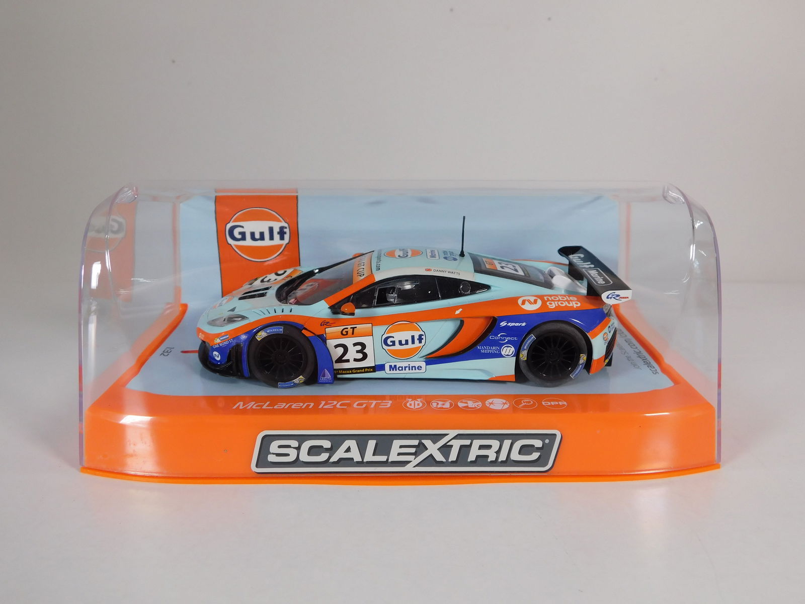 Scalextric McLaren 12C GT3 Macau GT 2014 #23: Scalextric McLaren 12C GT3 Macau GT 2014 Danny Watts Gulf #23 1/32 Slot Car. Reference #C3715, with original case. Weight: 8.1 oz.