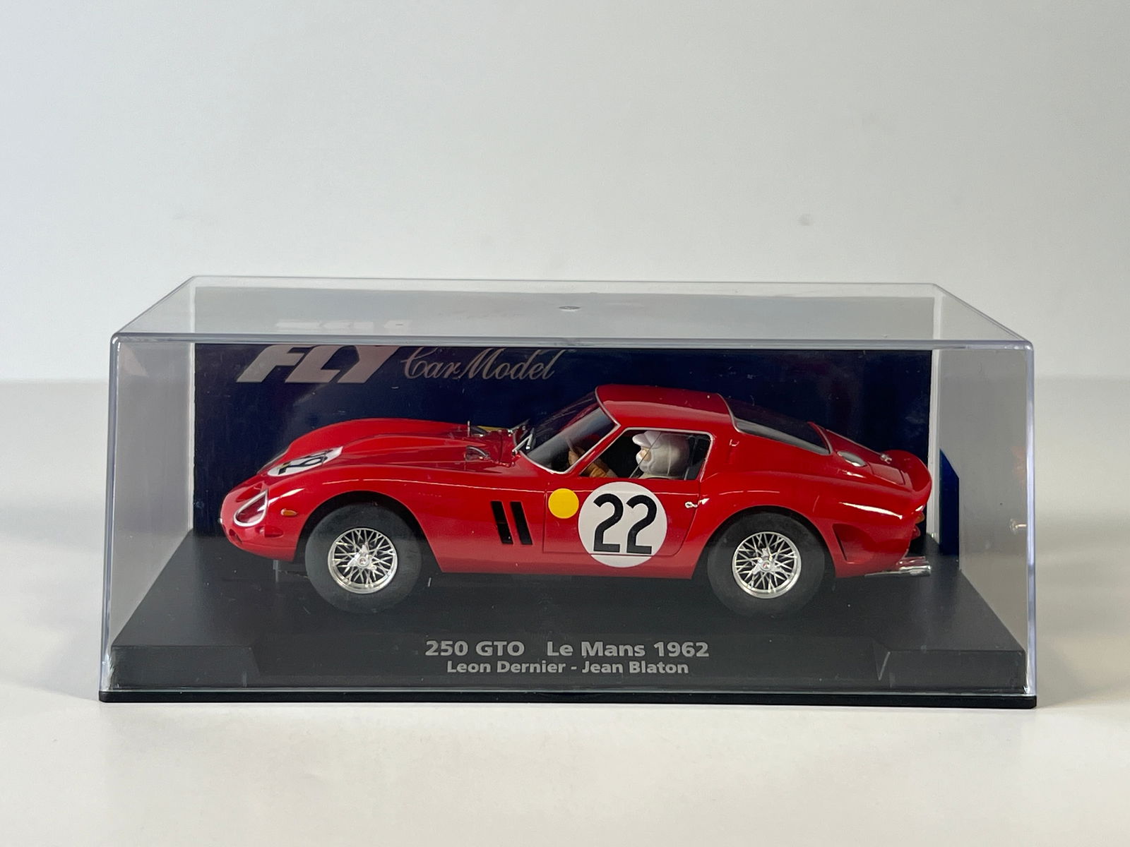 Fly Car Model Ferrari 250 GTO Le Mans 1962 #22 (1 of 5)