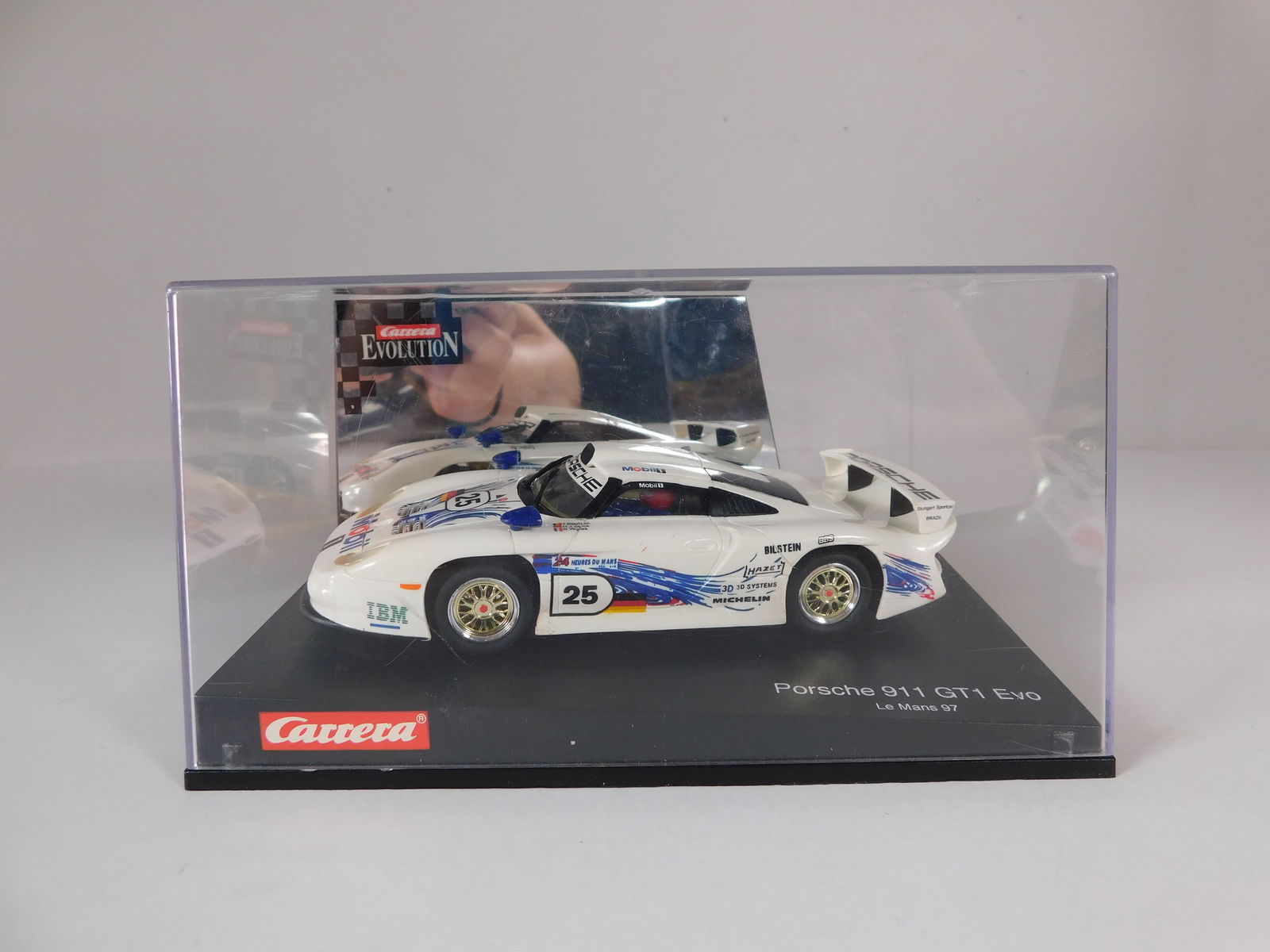 Carrera Evolution Porsche 911 GT1 Evo Le Mans 97 #25 (1 of 7)