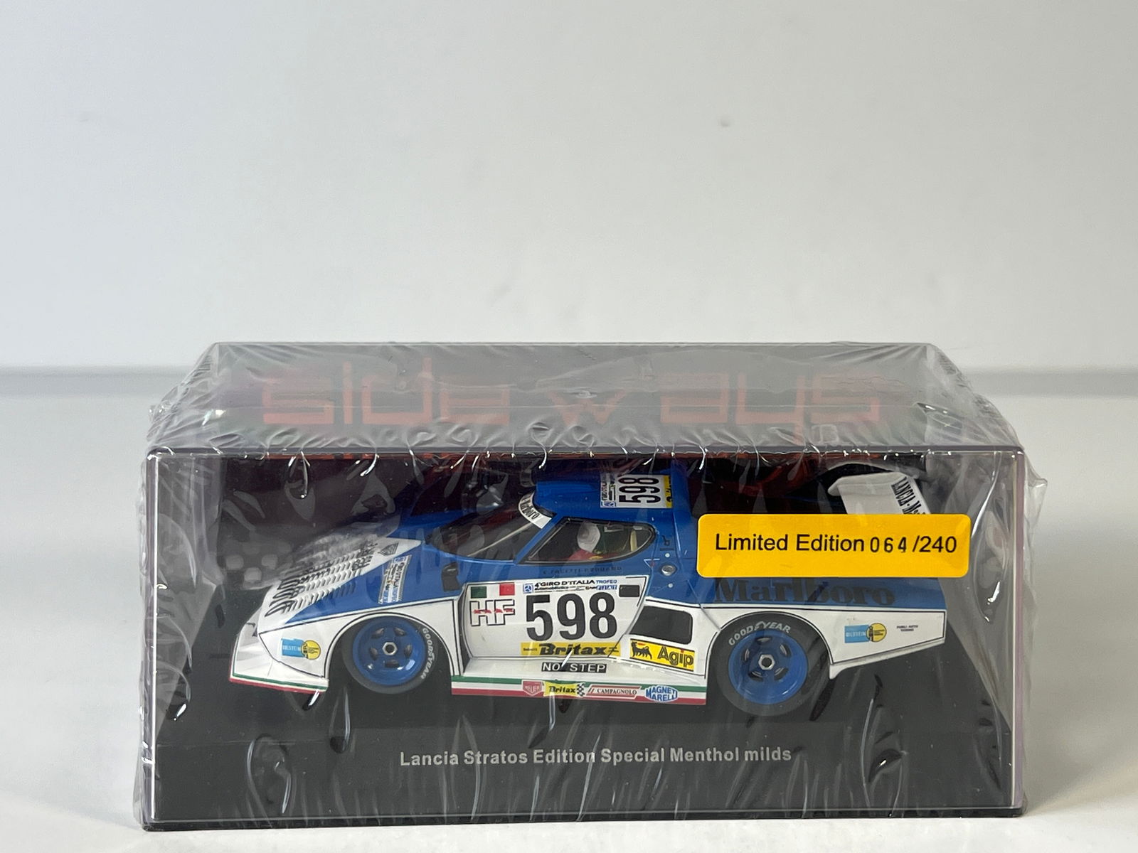 Sideways Lancia Stratos Special Edition Menthol Milds #598: Sideways Lancia Stratos Special Edition Menthol milds #598 Marlboro 1/32 Slot Car. Reference #SW53B. Chassis/motor ref. SW52, with original case. Weight: 7 oz. Limited edition 064/240
