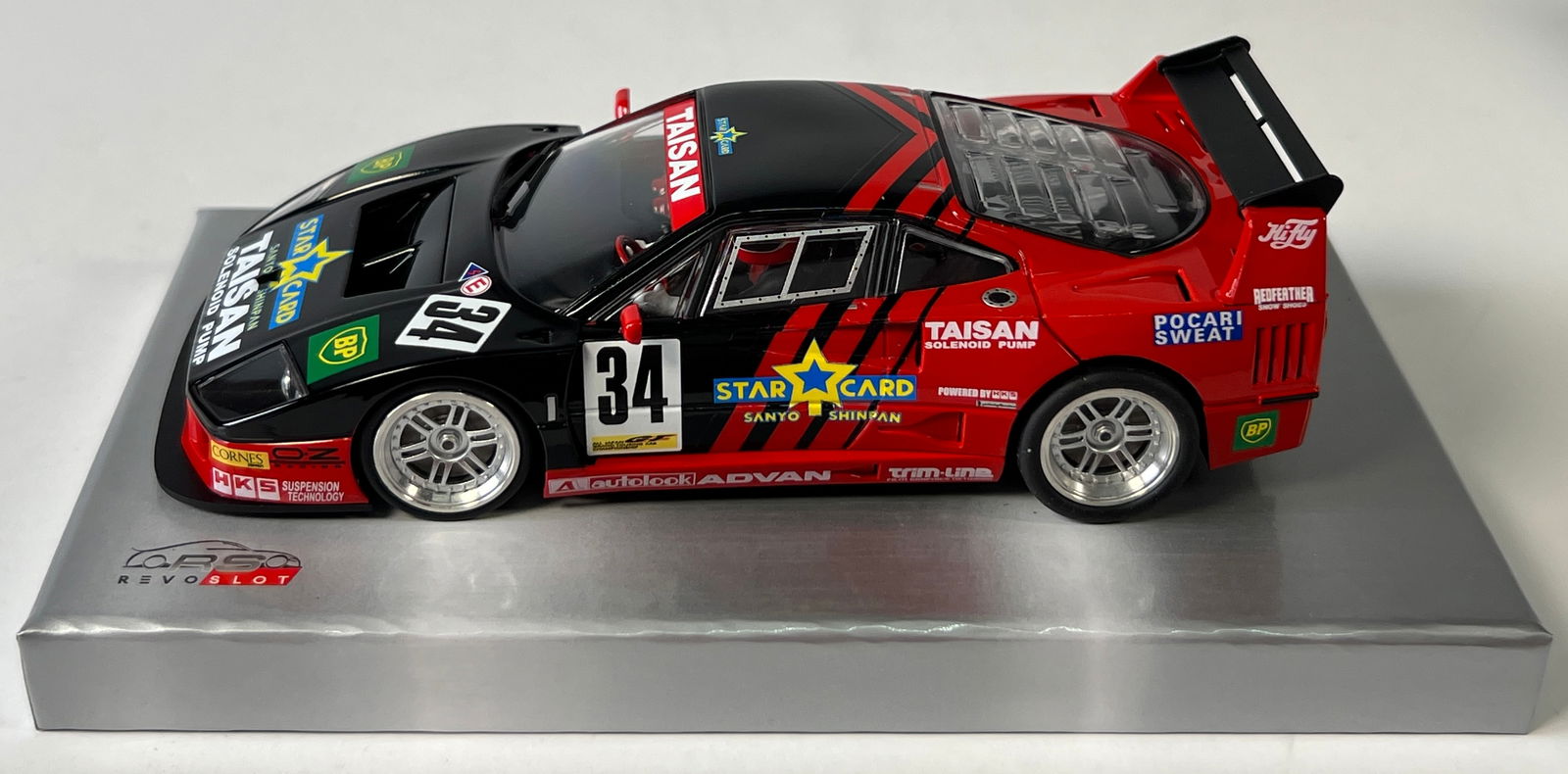 RevoSlot Taisan Ferrari F40 #34 (1 of 6)