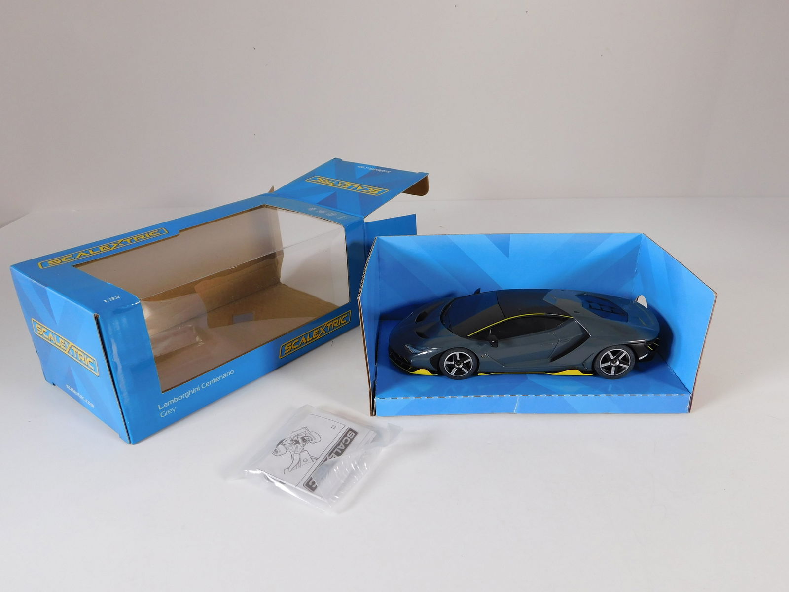 Scalextric Lamborghini Centenario Grey - 2