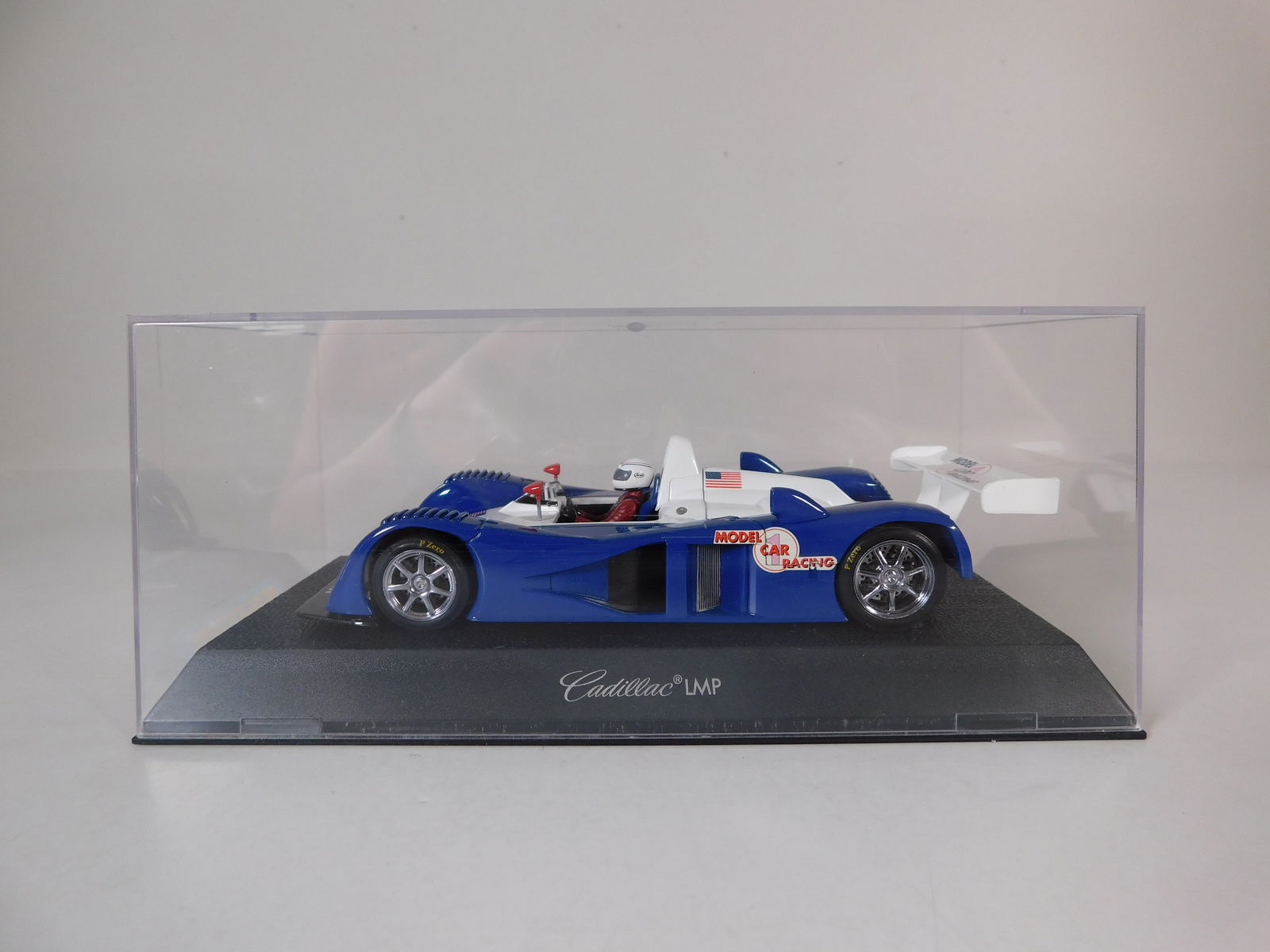 Scalextric Cadillac Northstar LMP Model Car Racing #1: Scalextric Cadillac Northstar LMP Model Car Racing #1 1/32 Slot Car. Reference #C2426T, with original case. Weight: 7.7 oz.