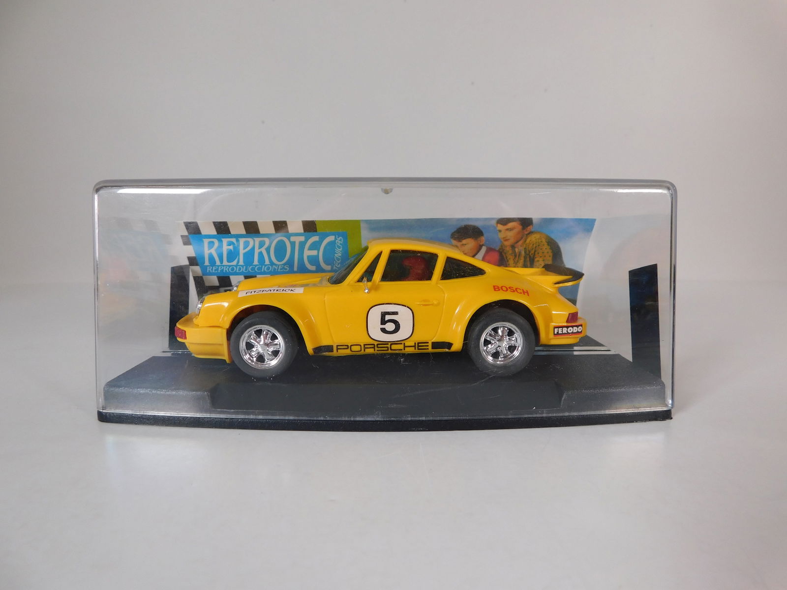 Reprotec Porsche Amarillo #5 (1 of 8)