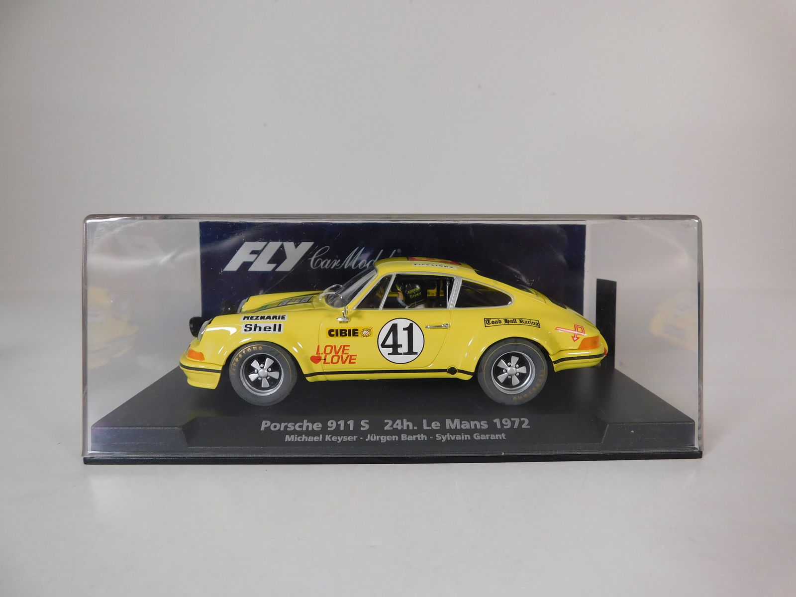 Fly Car Model Porsche 911 S 24h Le Mans 1972 #41: Fly Car Model Porsche 911 S 24h Le Mans 1972 Keyser - Barth - Garant #41 Shell 1/32 Slot Car A-901, with original case. Weight: 6.4 oz.