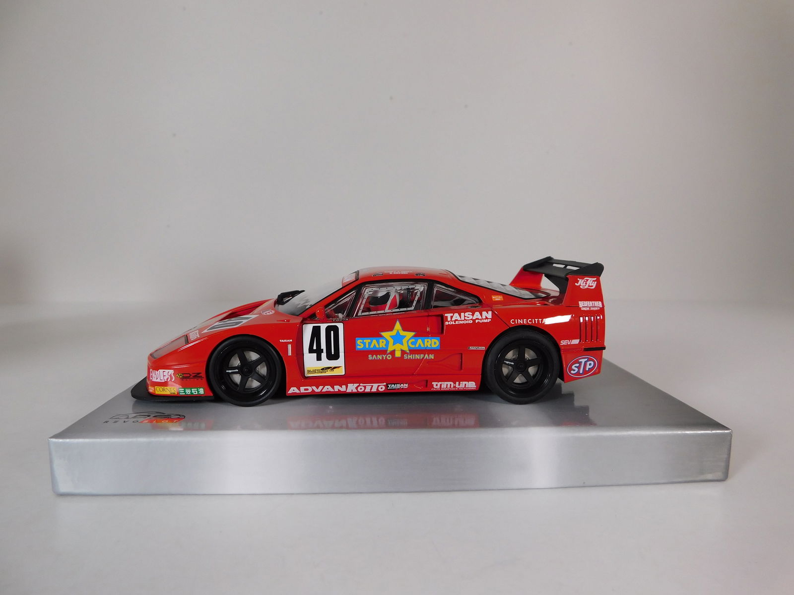 RevoSlot F40 Team Taisan Japan GT Championship 1994 #40 (1 of 10)