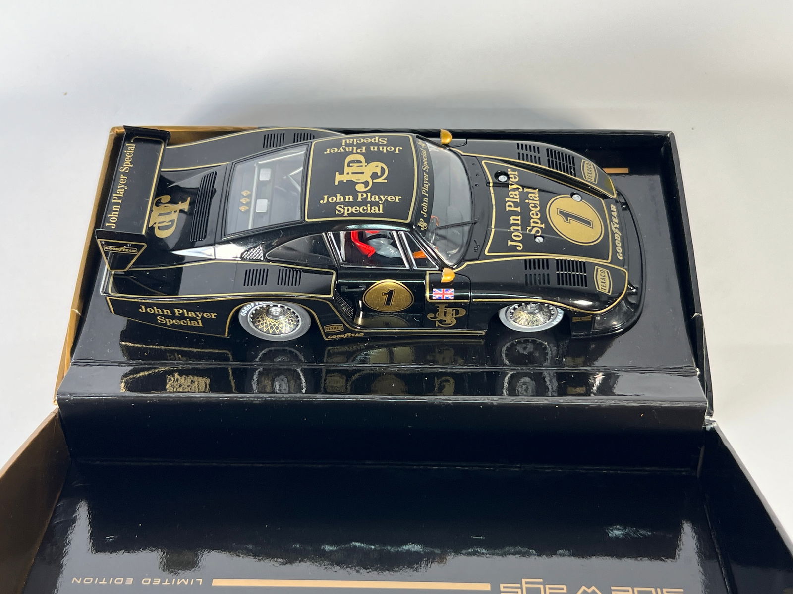 Sideways 935/78 Moby Dick #1 - 3