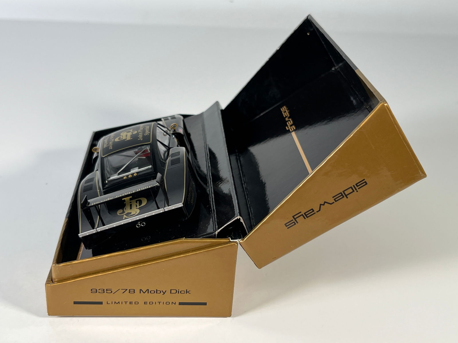 Sideways 935/78 Moby Dick #1 - 4