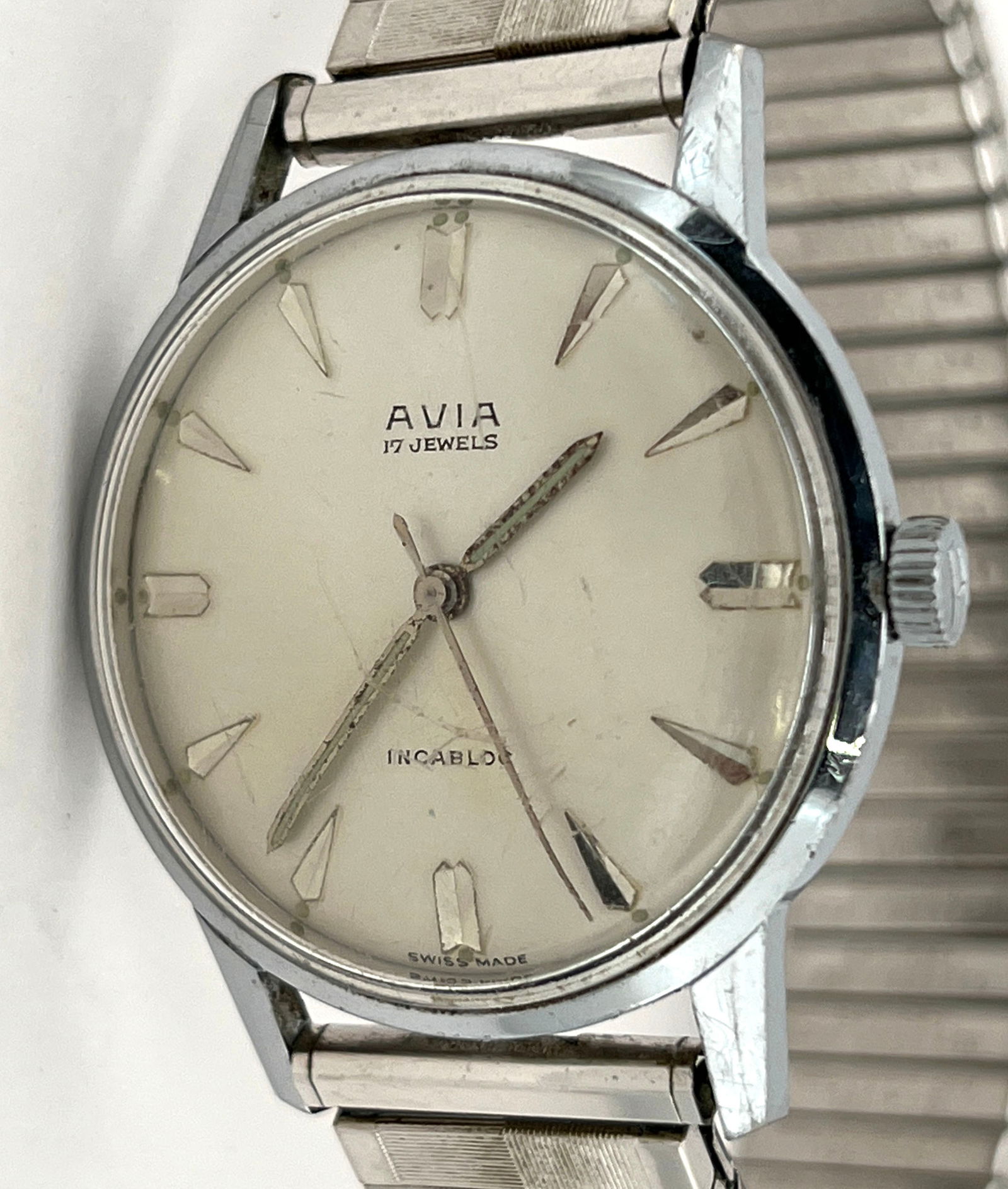 Avia Incabloc 17 Jewels Men's Wristwatch (1 of 6)