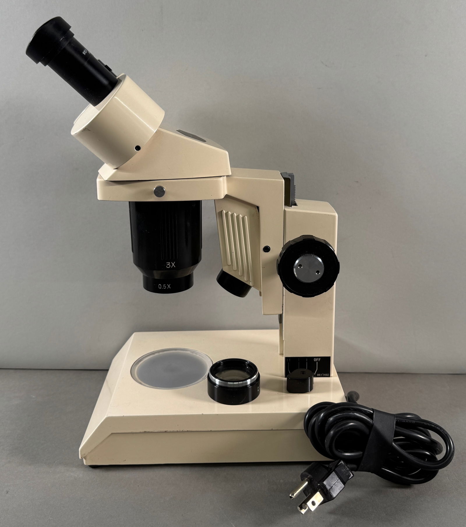 Swift Stereo Eighty Microscope: Swift Stereo 80 Series Microscope, approximately 14 inches tall and weighing 126.7 oz. Sold as is.