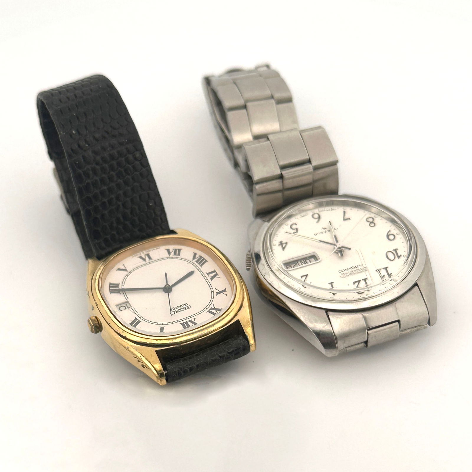 Two Seiko Wristwatches: Gold Tone & Silver Tone (1 of 14)