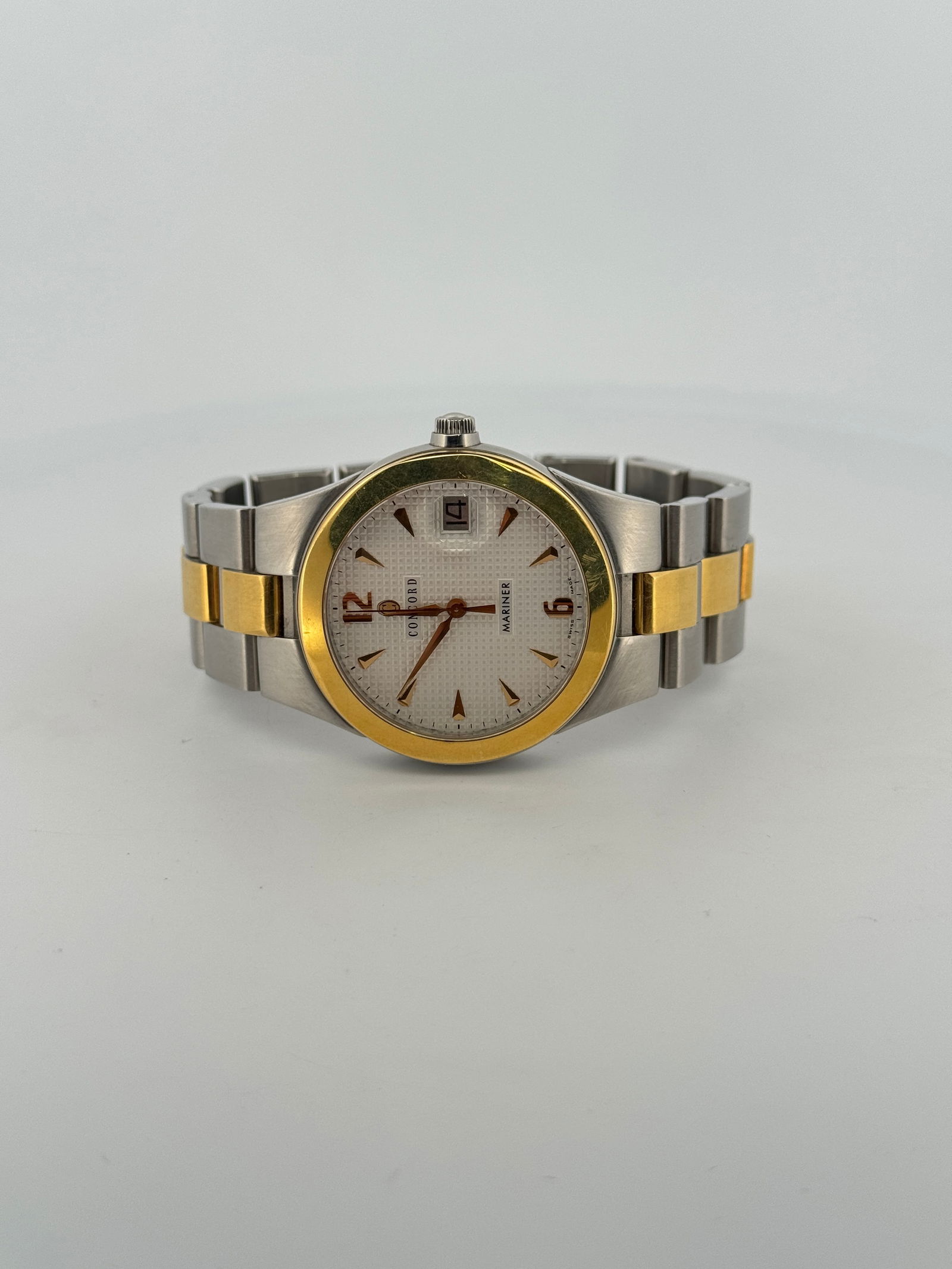 Concord Mariner Bi-Metal Wristwatch with Box (1 of 12)