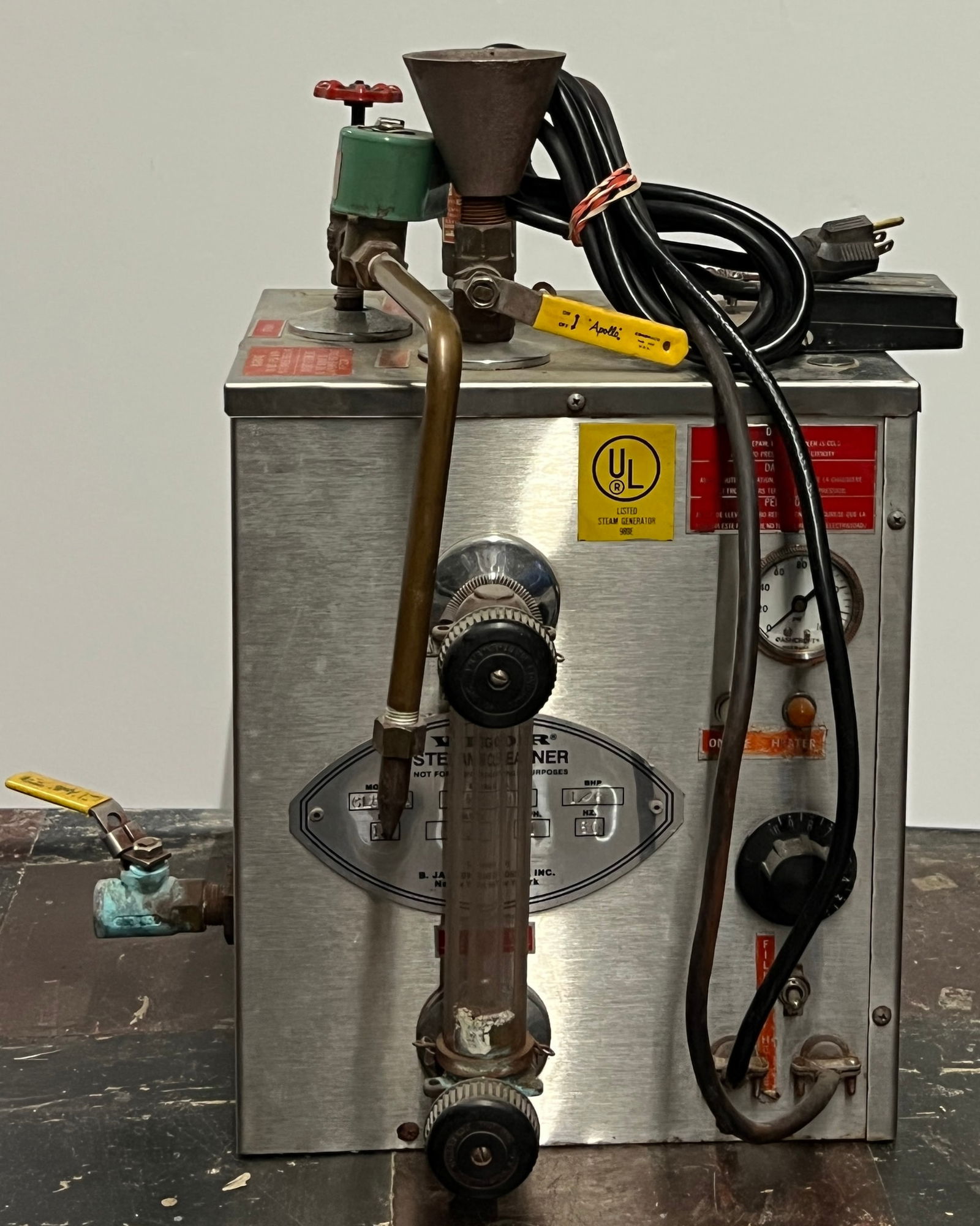 Vigor Steam Cleaner Model C1370A (1 of 6)