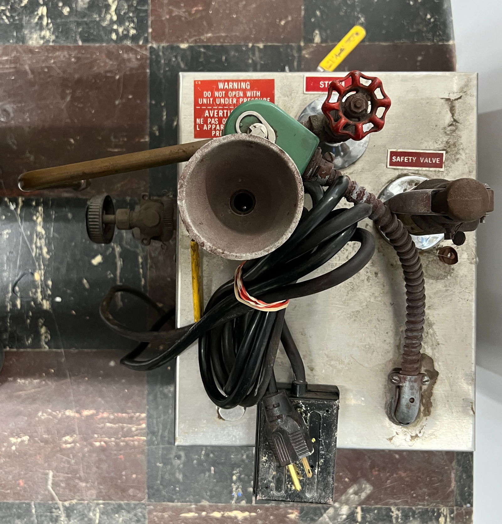 Vigor Steam Cleaner Model C1370A - 5