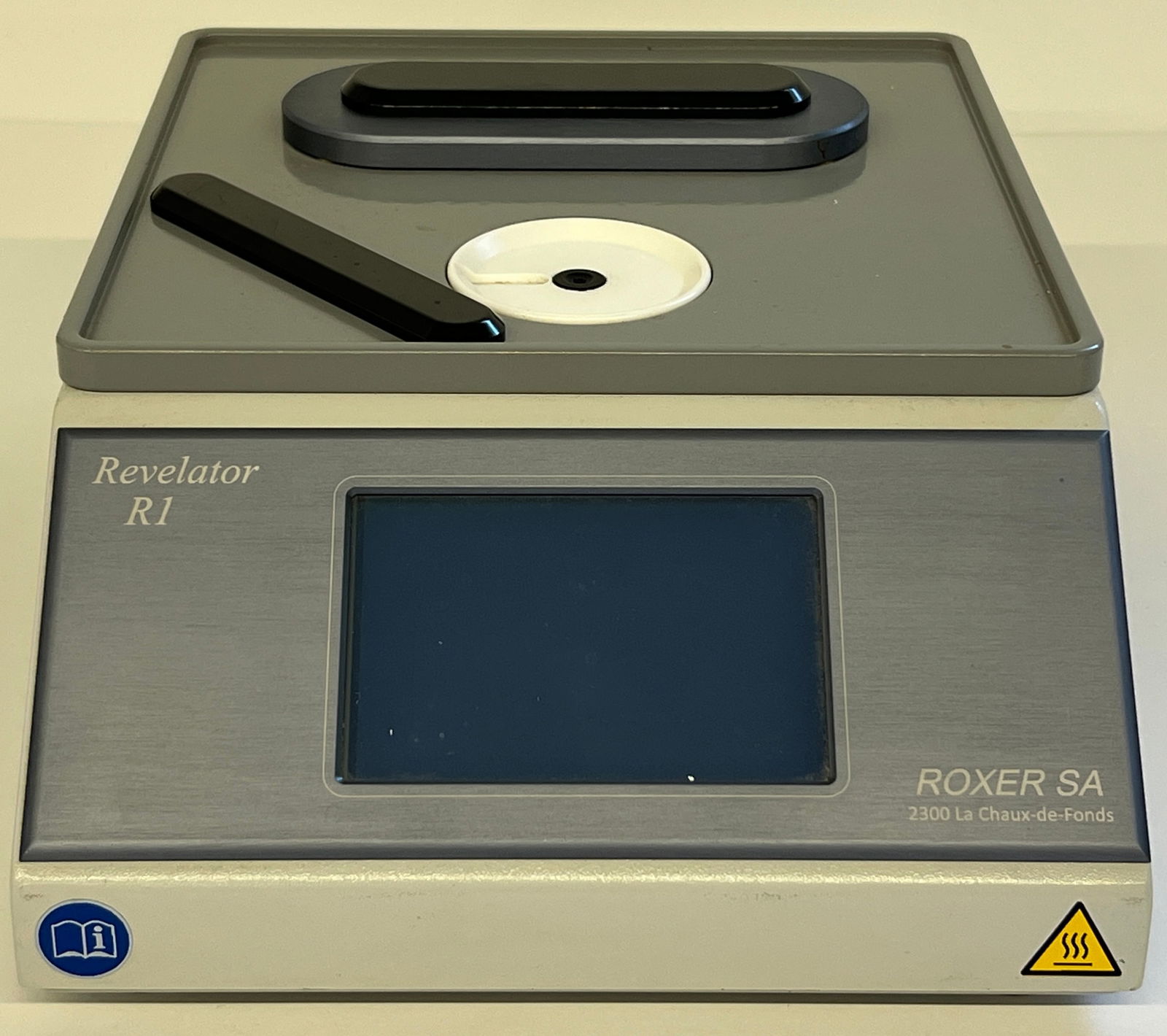 Roxer SA Revelator R1: Roxer SA Revelator R1. Marked Roxer SA, 2300 La Chaux-de-Fonds. Type R1, No Serie 40170049, 2013, 110-230V / 50-60Hz, P=50W.