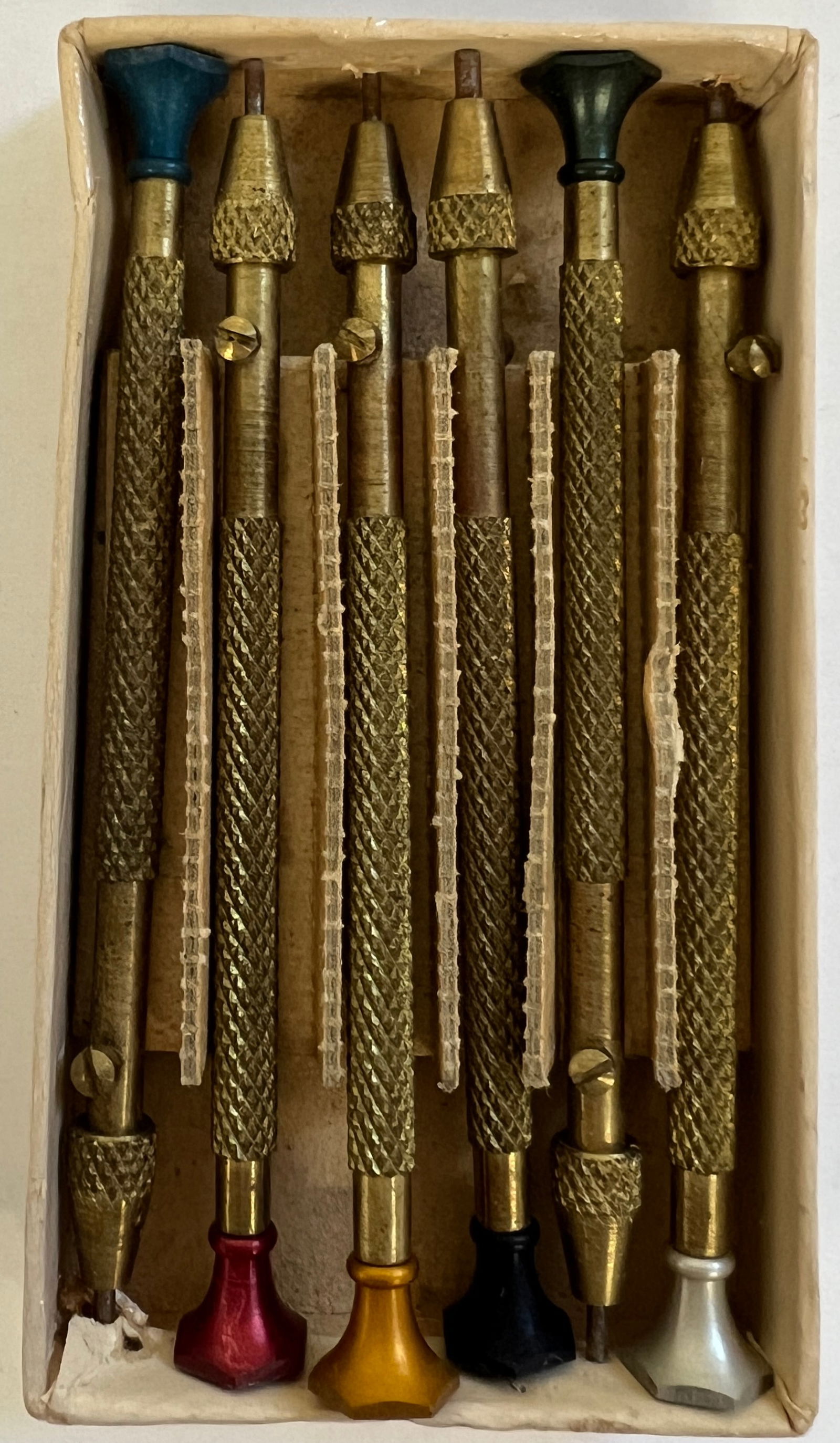 Kendrick & Davis Balance Screw Cutters Set of Six (1 of 4)