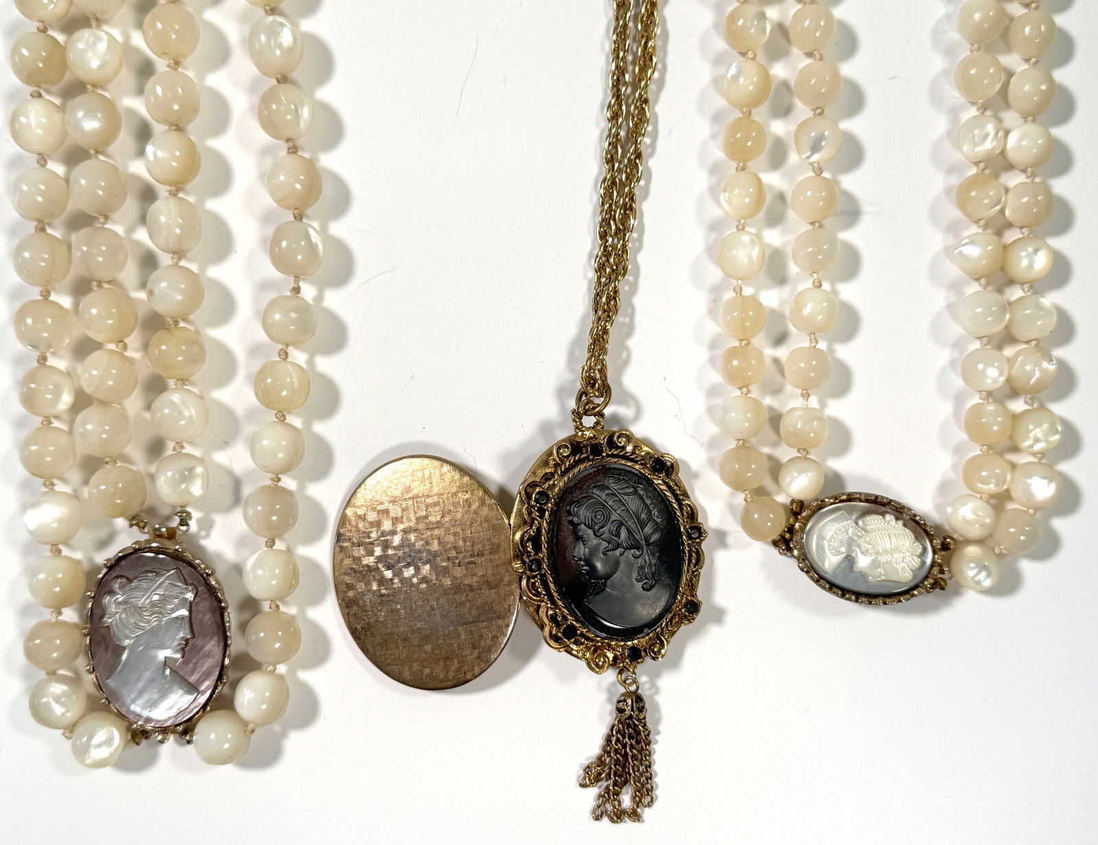 Three Cameo & Mother of Pearl Necklaces (1 of 4)