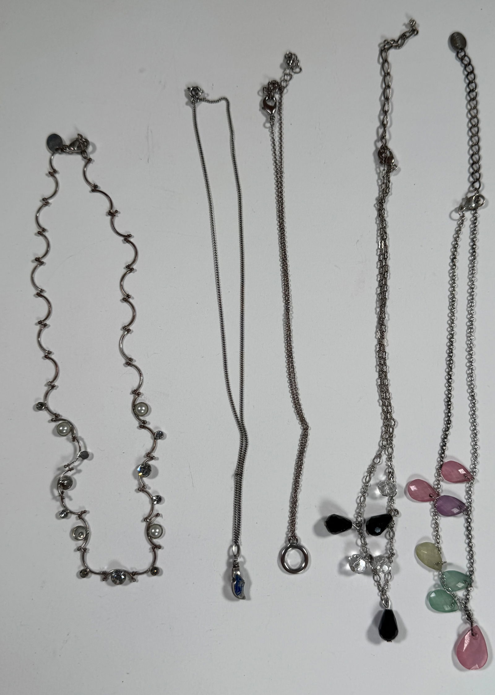 Lot of Five Fashion Necklaces (1 of 9)