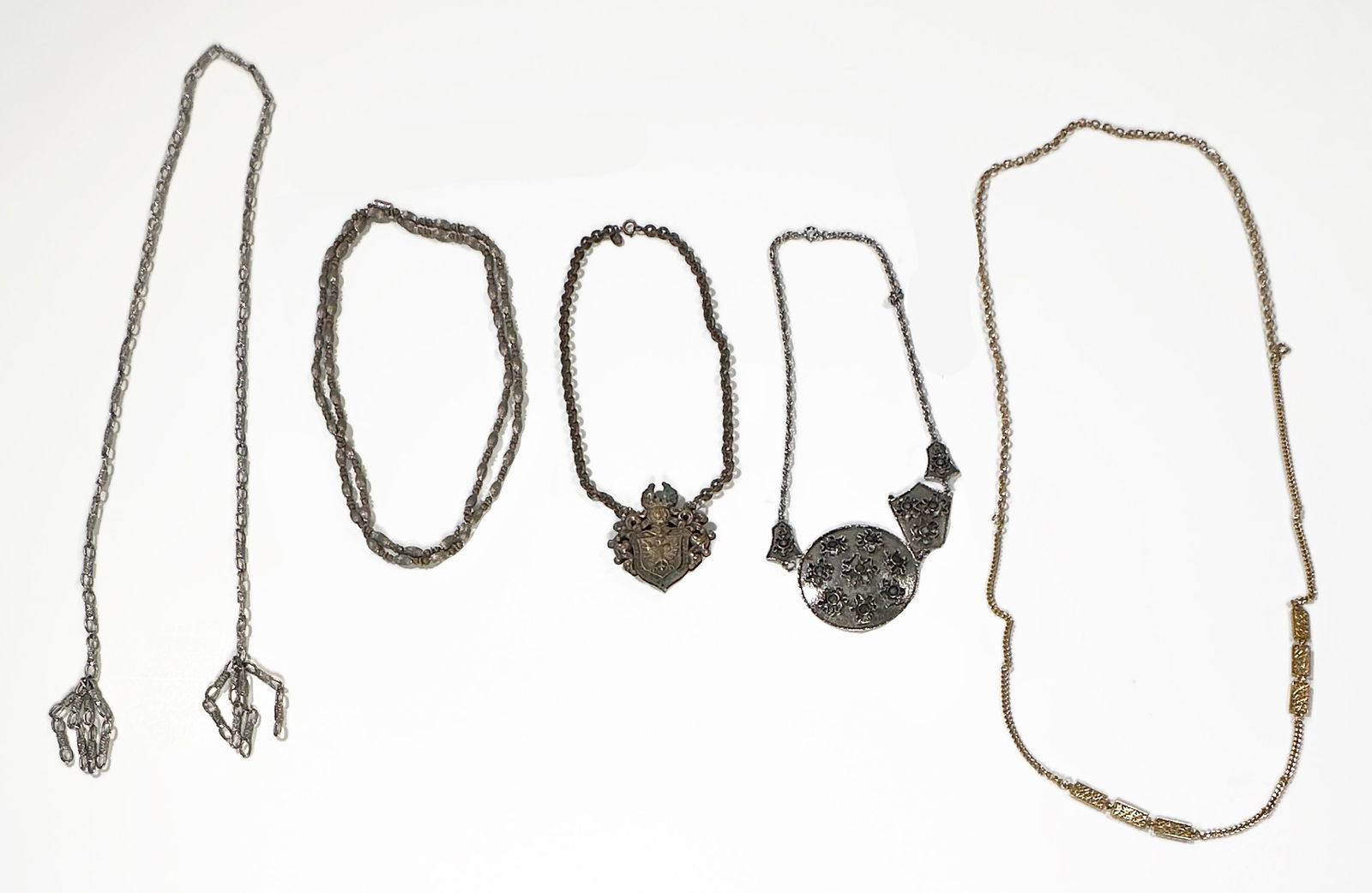 Group of Five Costume Necklaces (1 of 4)