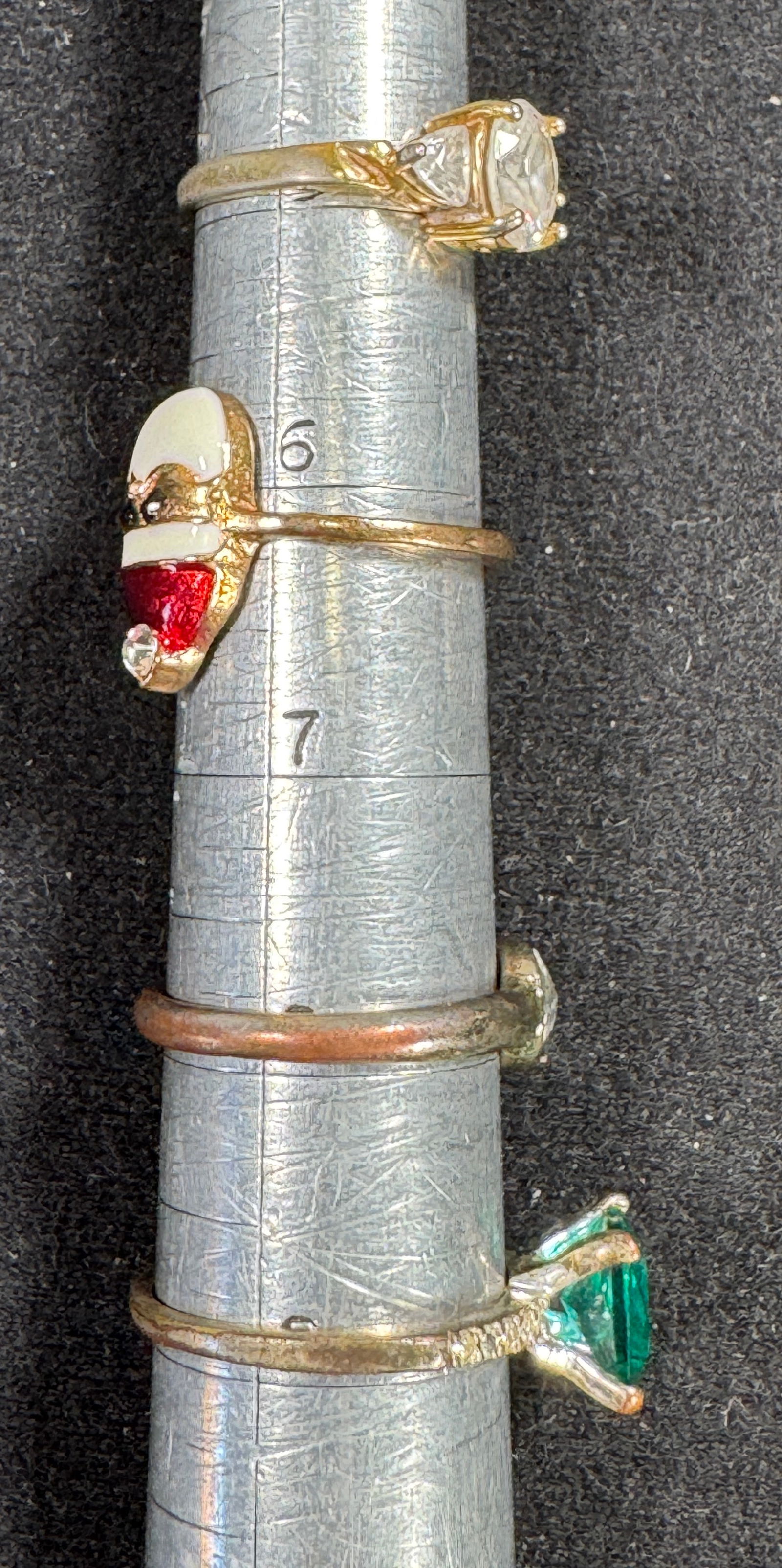 Assorted Costume Rings - 6 Pieces - 8