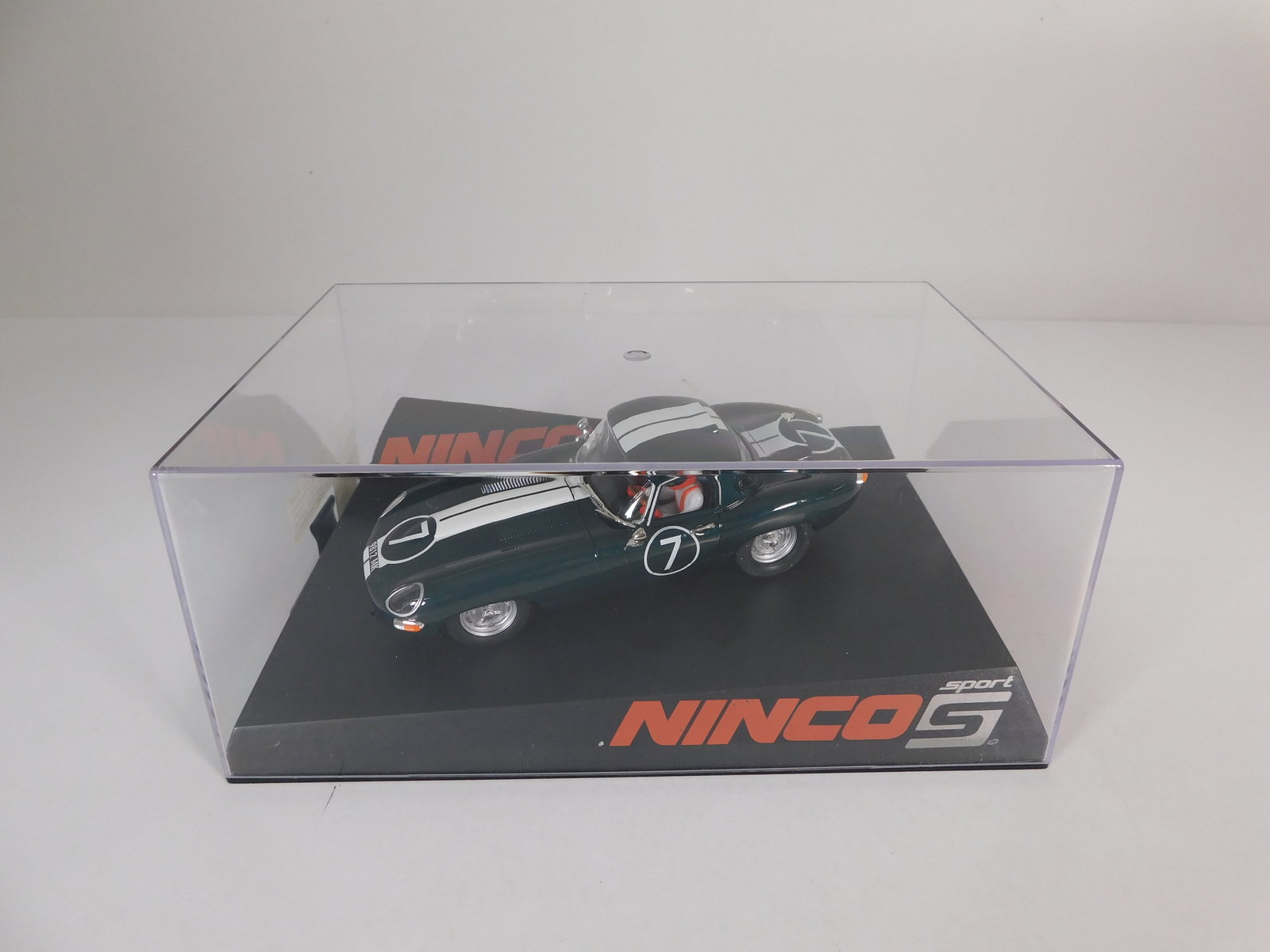 NINCO Jaguar E-Type Roadster #7 - 2