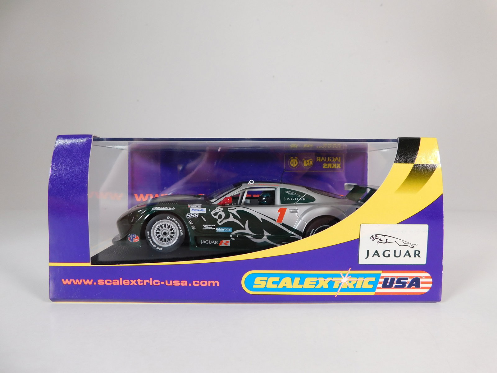 Scalextric USA Jaguar XKRS #1 (1 of 14)