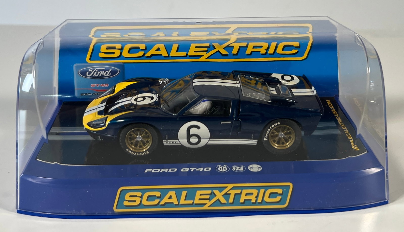Scalextric Ford GT40 Mk11 1966 #6 (1 of 6)
