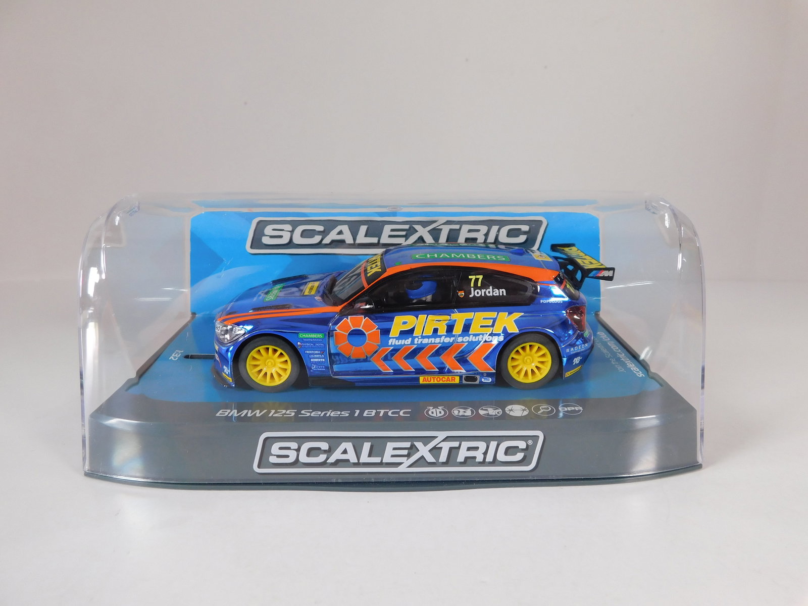 Scalextric BMW 125 Series 1 BTCC 2017 #77 (1 of 8)