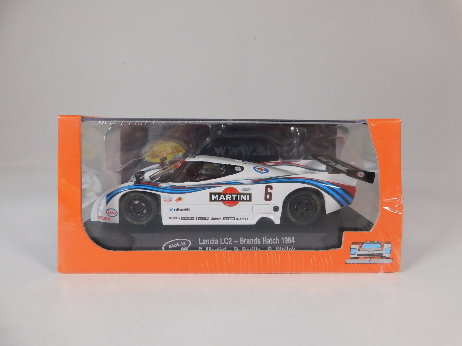 Slot.it Lancia LC2 Brands Hatch 1984 #6 Martini Racing (1 of 8)
