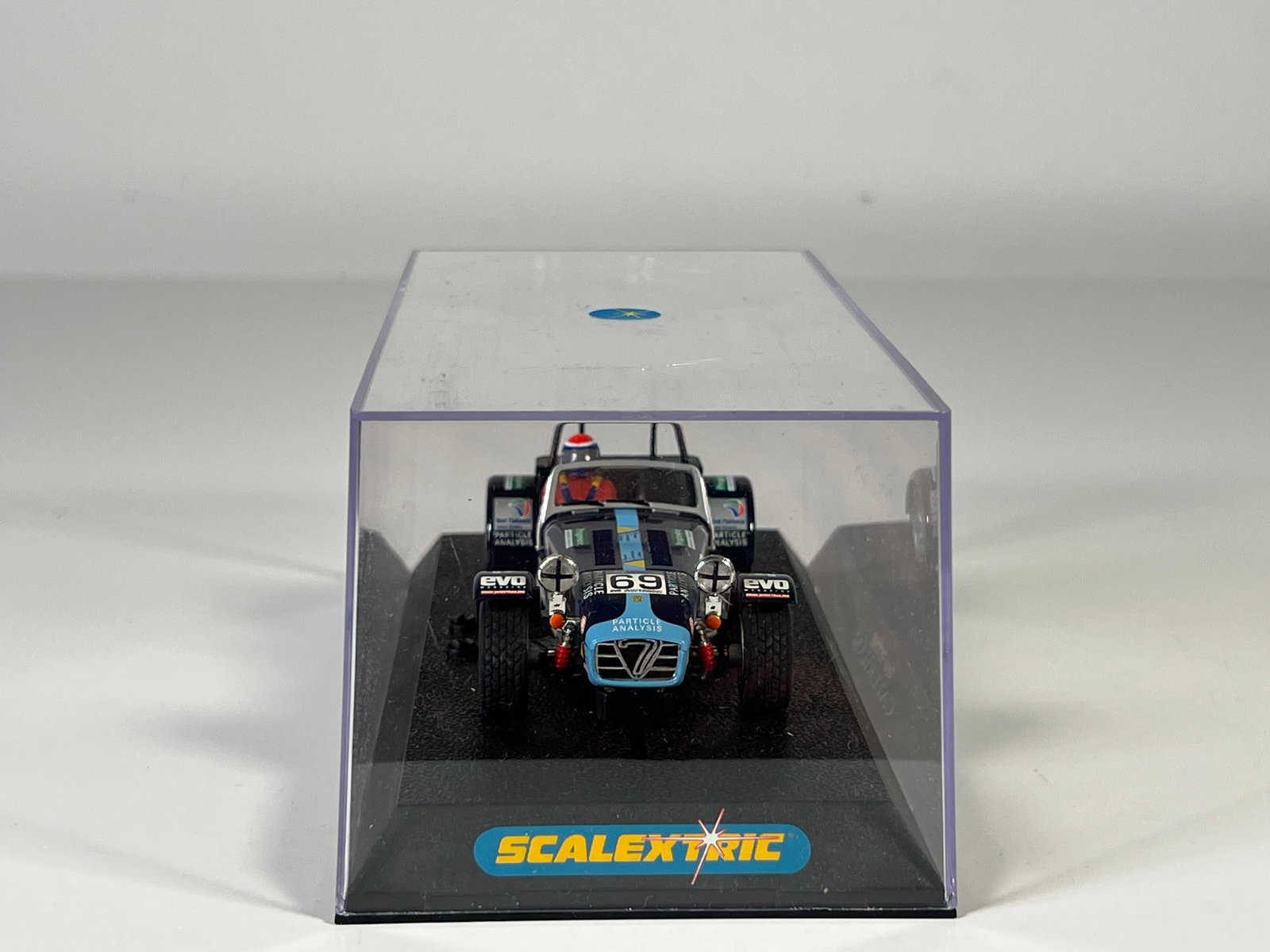 Scalextric Peter Ritchie Caterham #69 - 6
