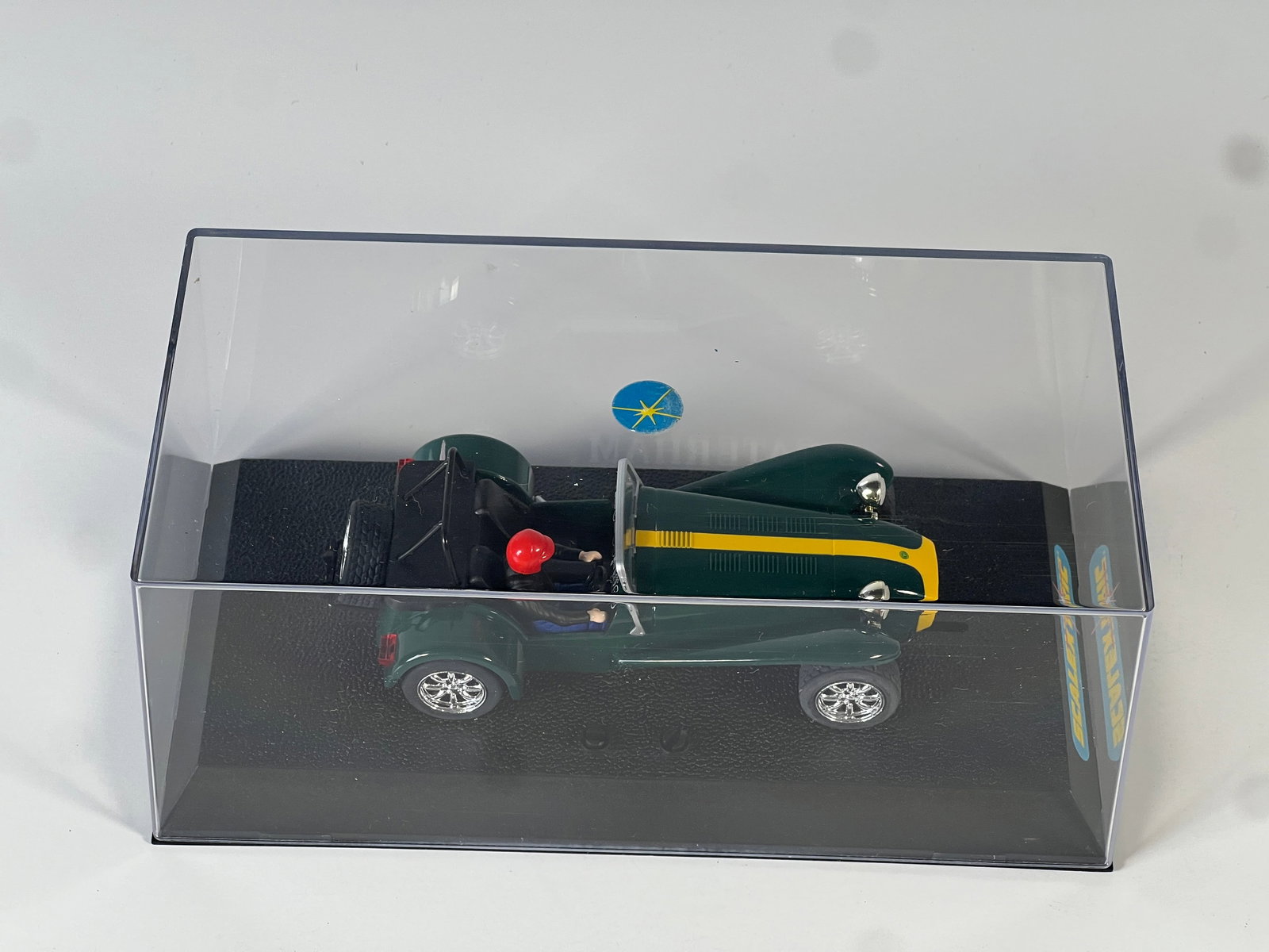 Scalextric Caterham - 6