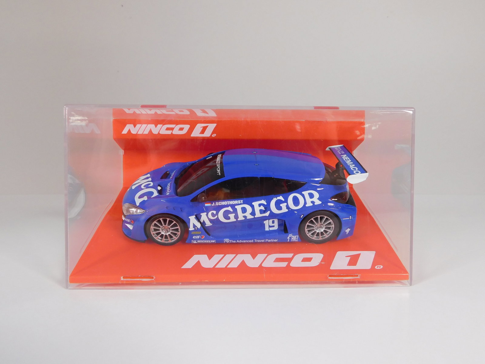 Ninco 1 Renault Megane McGregor #19 (1 of 7)