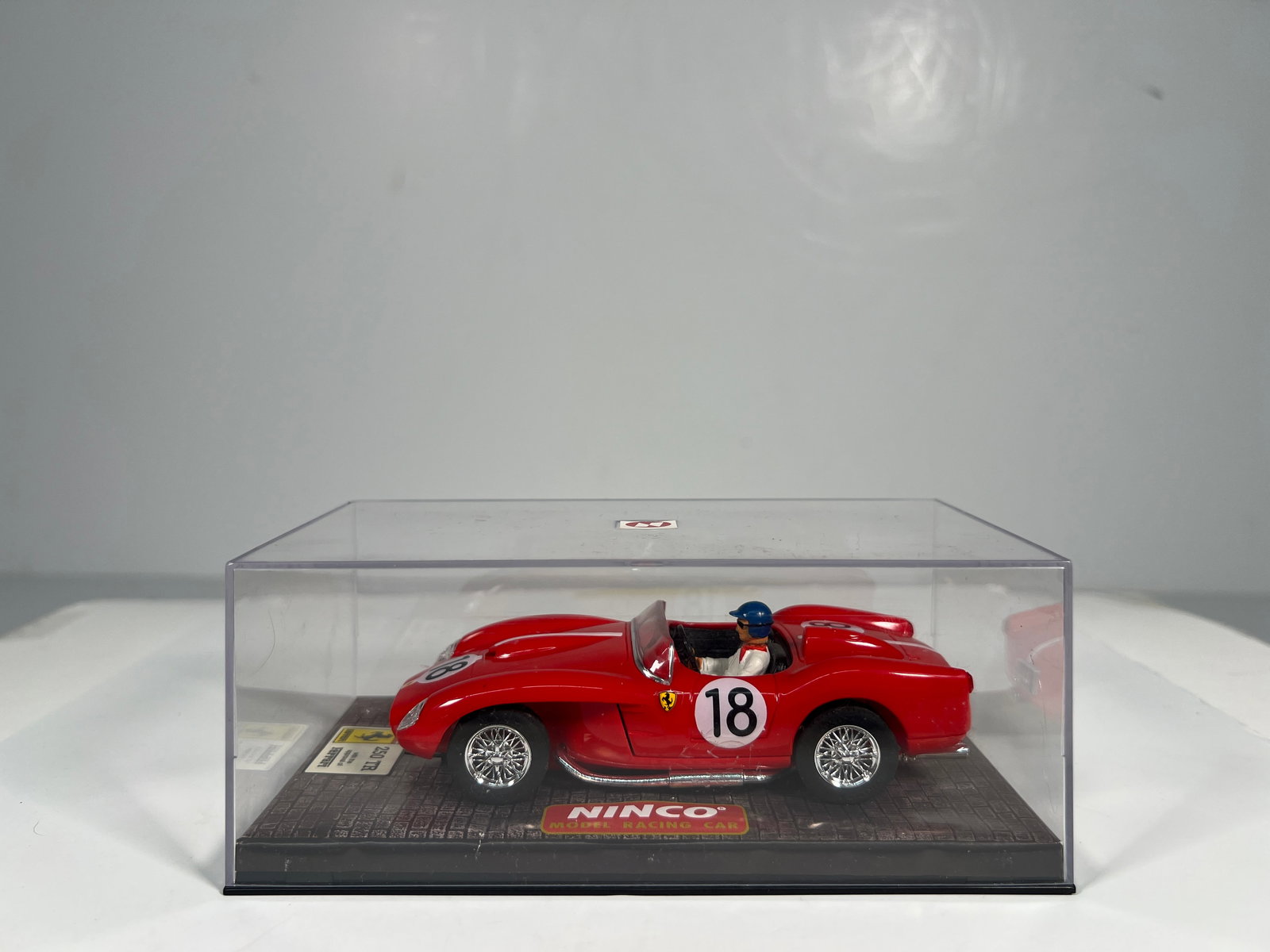 Ninco Ferrari 250 TR #18 (1 of 4)