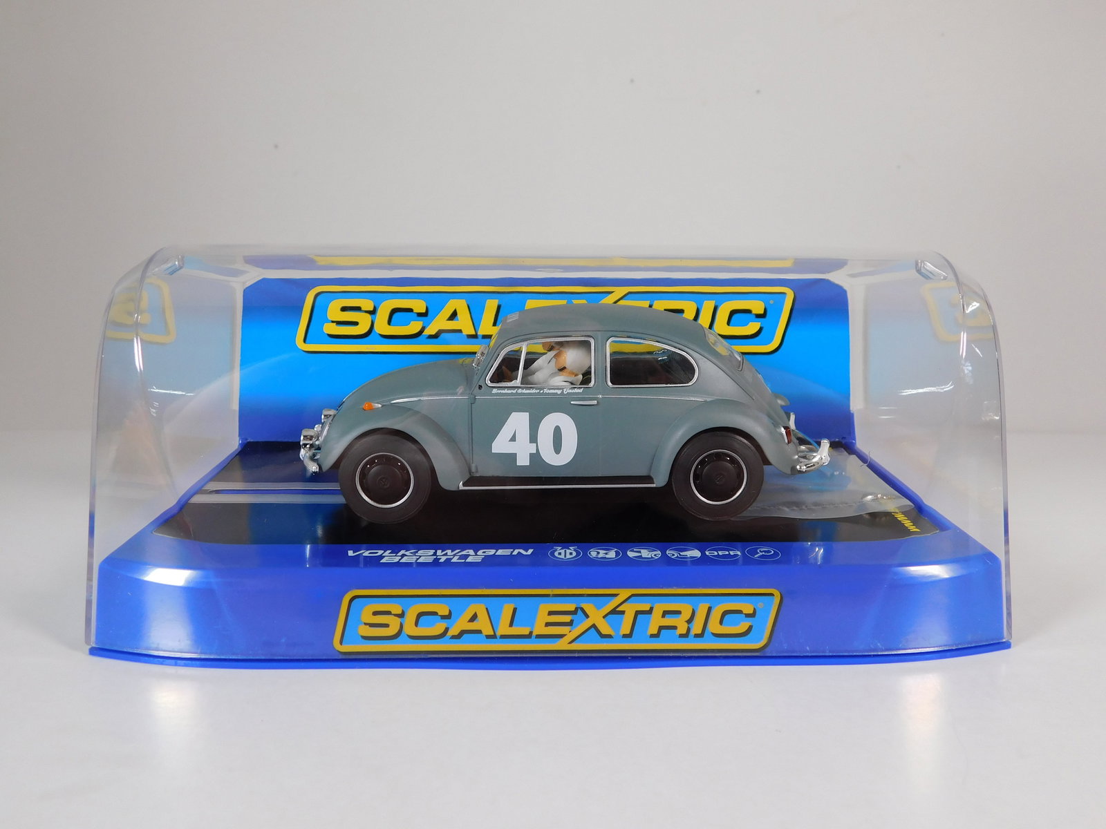 Scalextric Volkswagen Beetle 1962 East African Safari Rally #40: Scalextric Volkswagen Beetle Tommy Fjastad / Berhard Schmider 1962 East African Safari Rally #40 Kenya 1/32 Slot Car. Reference #C3642, with original case. Weight: 8 oz.