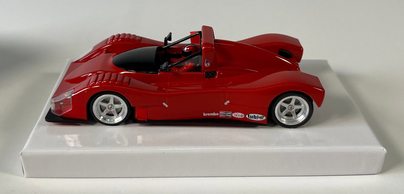 RevoSlot Ferrari 333 SP: RevoSlot RS0058 Ferrari 333 SP 1/32 Slot Car, with original case. Weight: 10 oz.