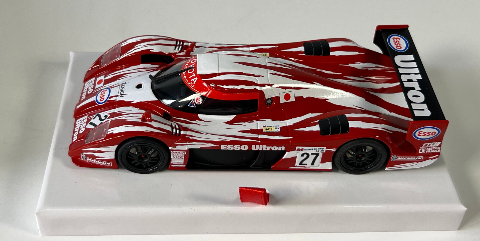RevoSlot Toyota GT-One #27 (1 of 7)