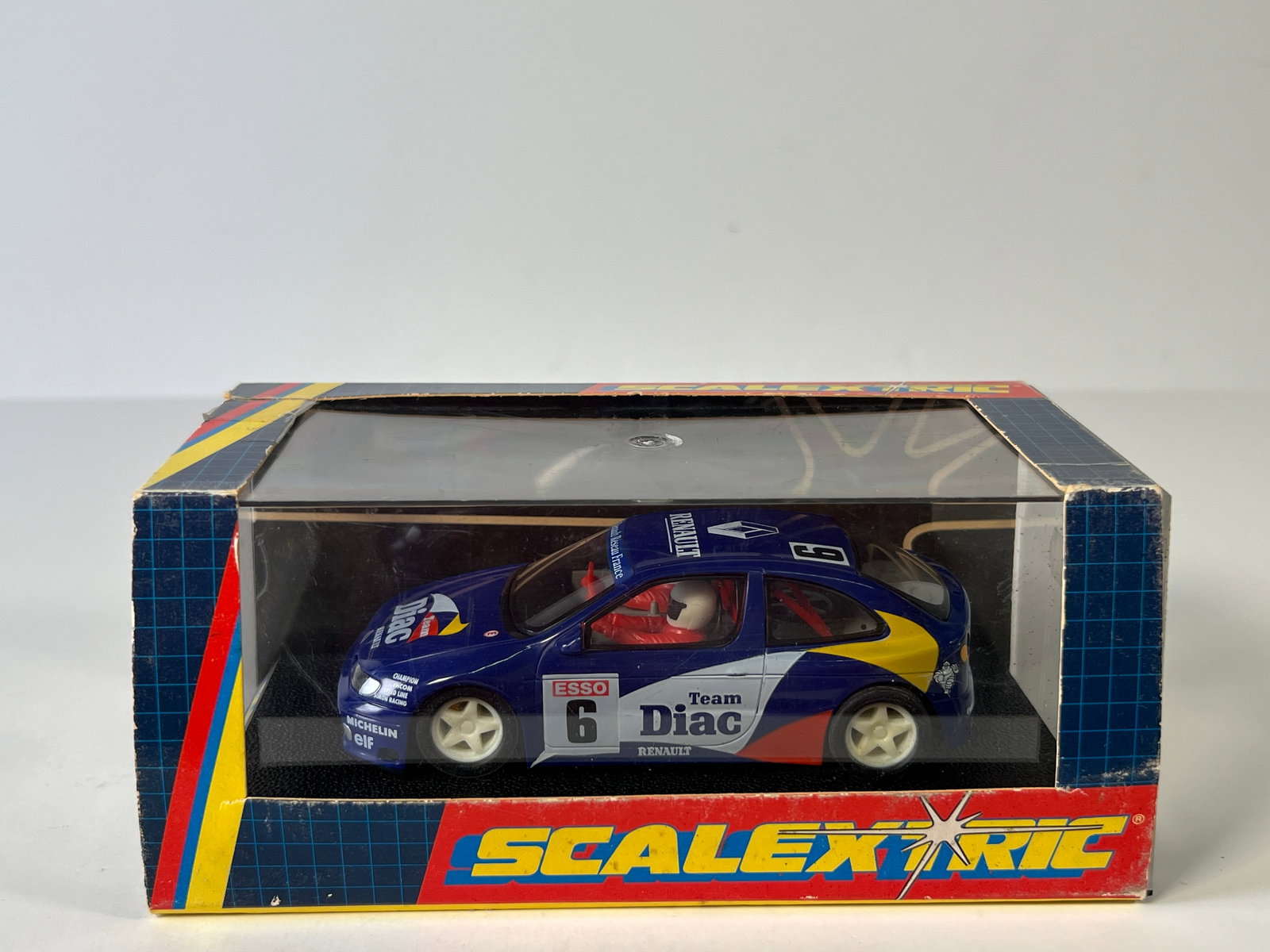 Scalextric Renault Megane #6 (1 of 6)