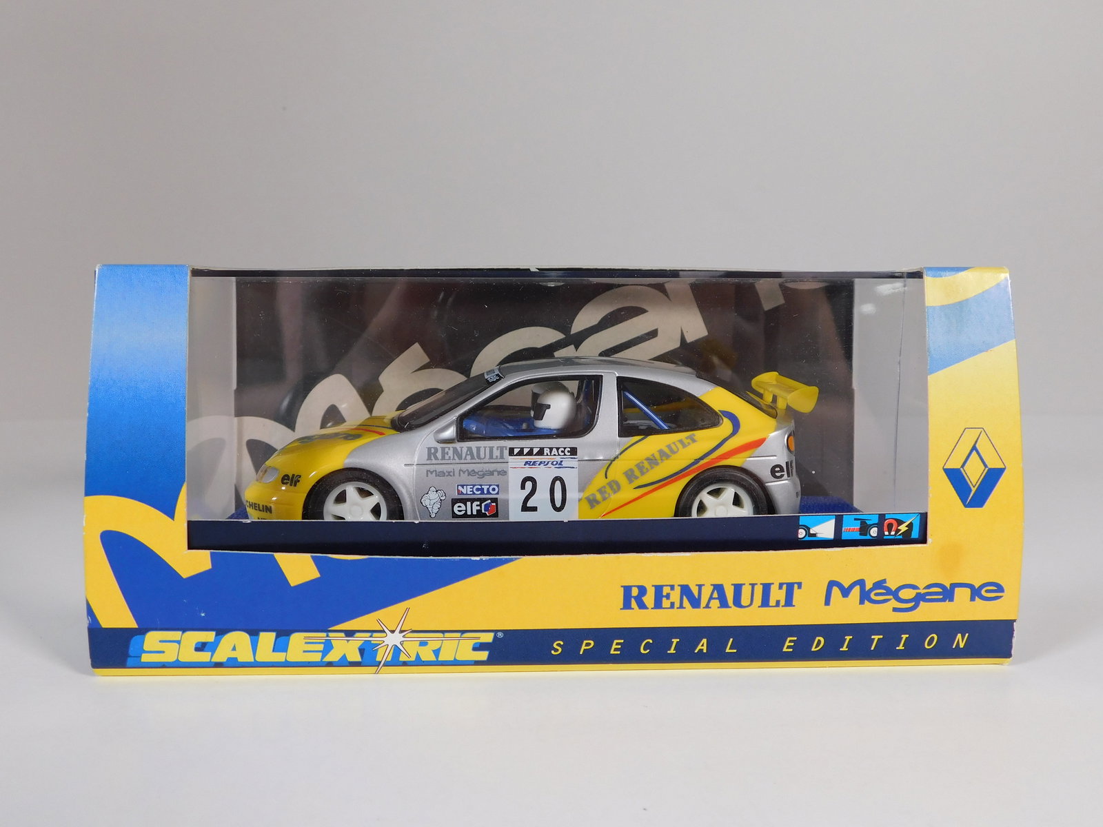 Scalextric Renault Megane Special Edition #20 (1 of 10)