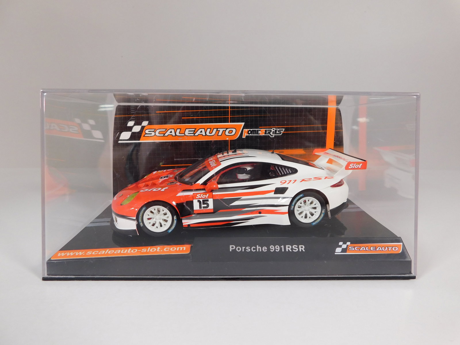 Scaleauto Porsche 991 RSR Masslot Special Edition 2016 #15 (1 of 7)