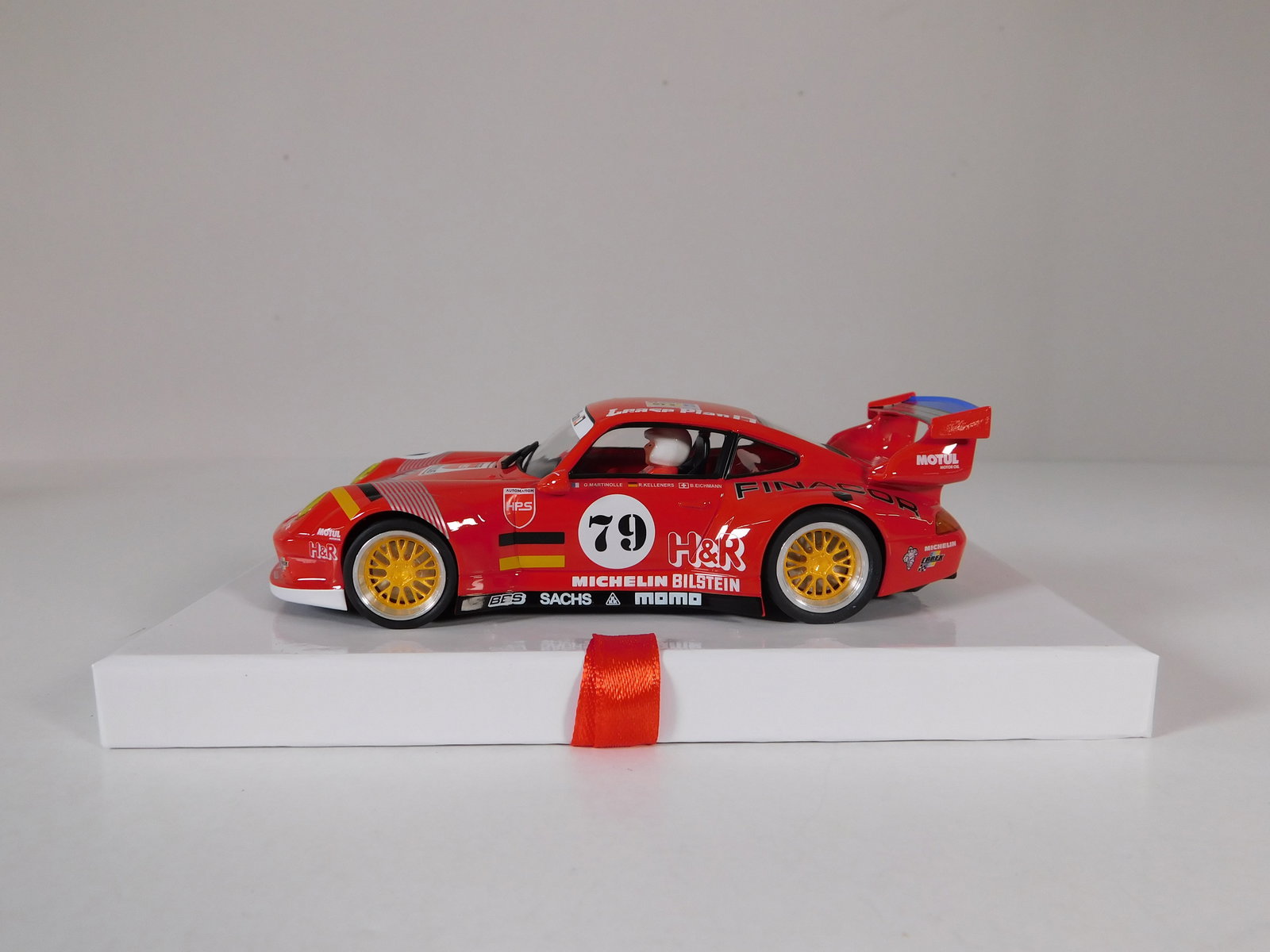 RevoSlot Porsche 911 GT2 #79 (1 of 11)