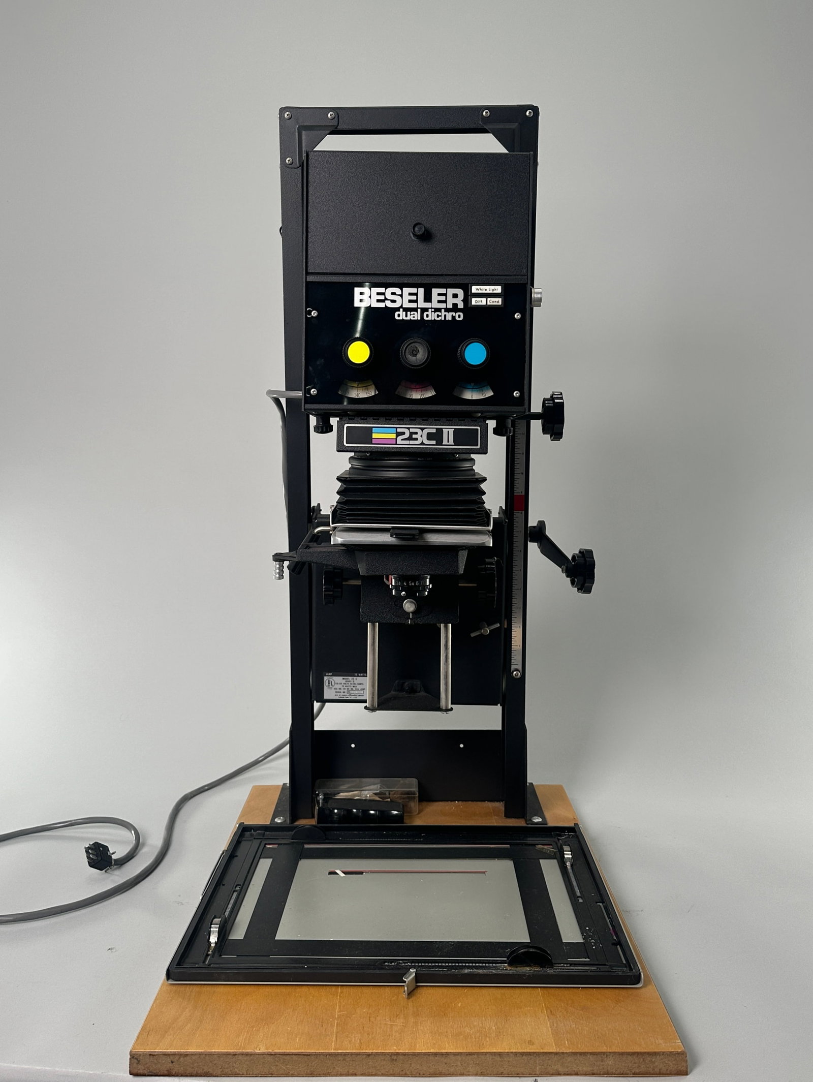 Beseler 23C II Dual Dichro Enlarger (1 of 2)