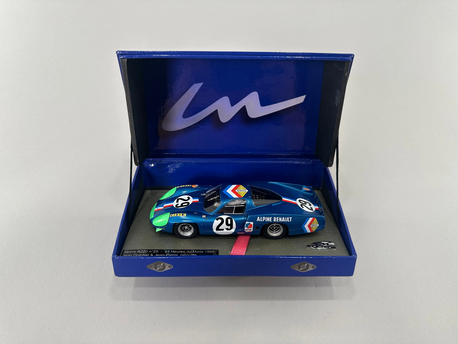 Le Mans Miniatures Alpine Renault A220 #29 Le Mans 1968 (1 of 10)