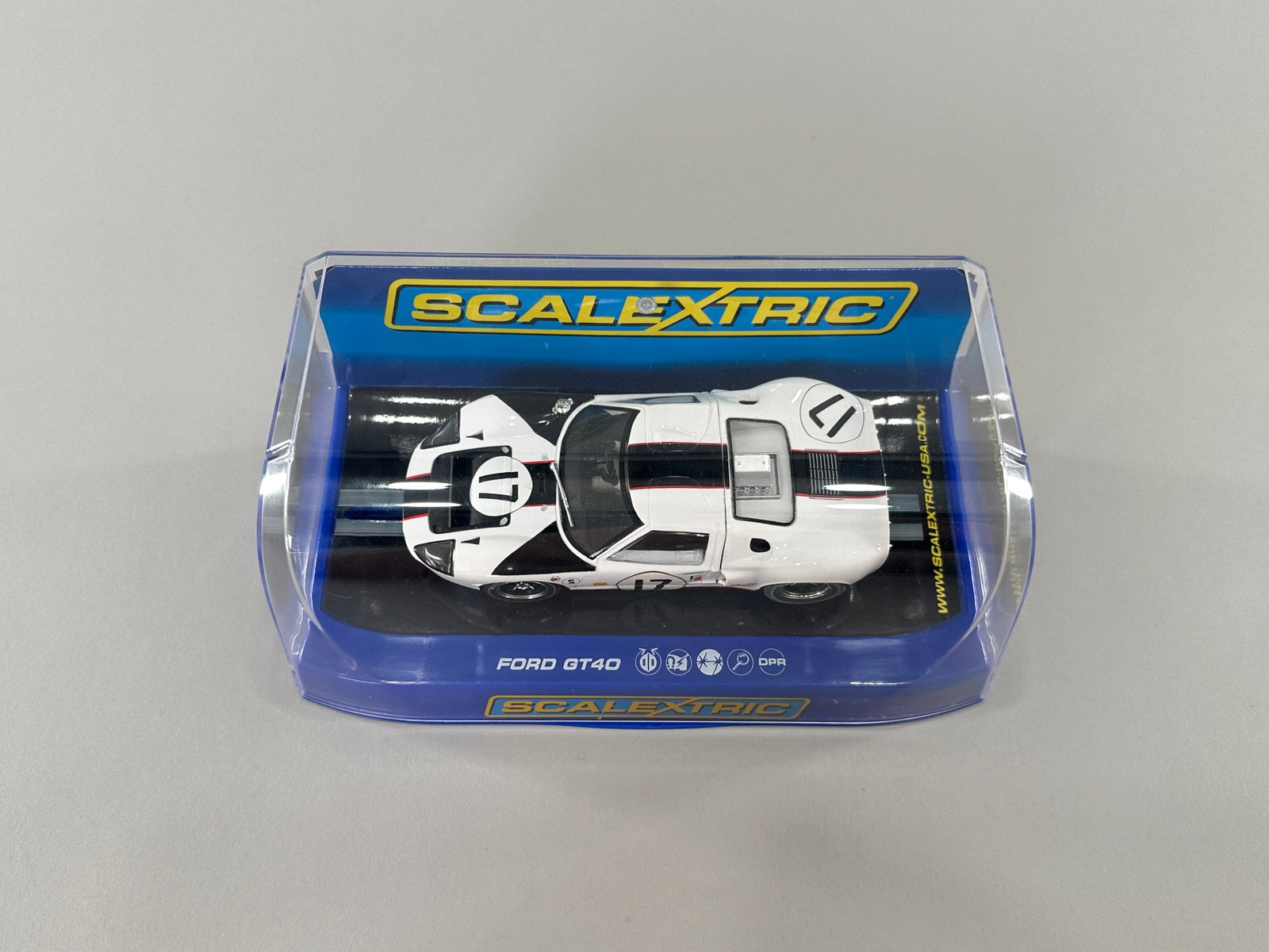 Scalextric Ford GT40 #17 - 6